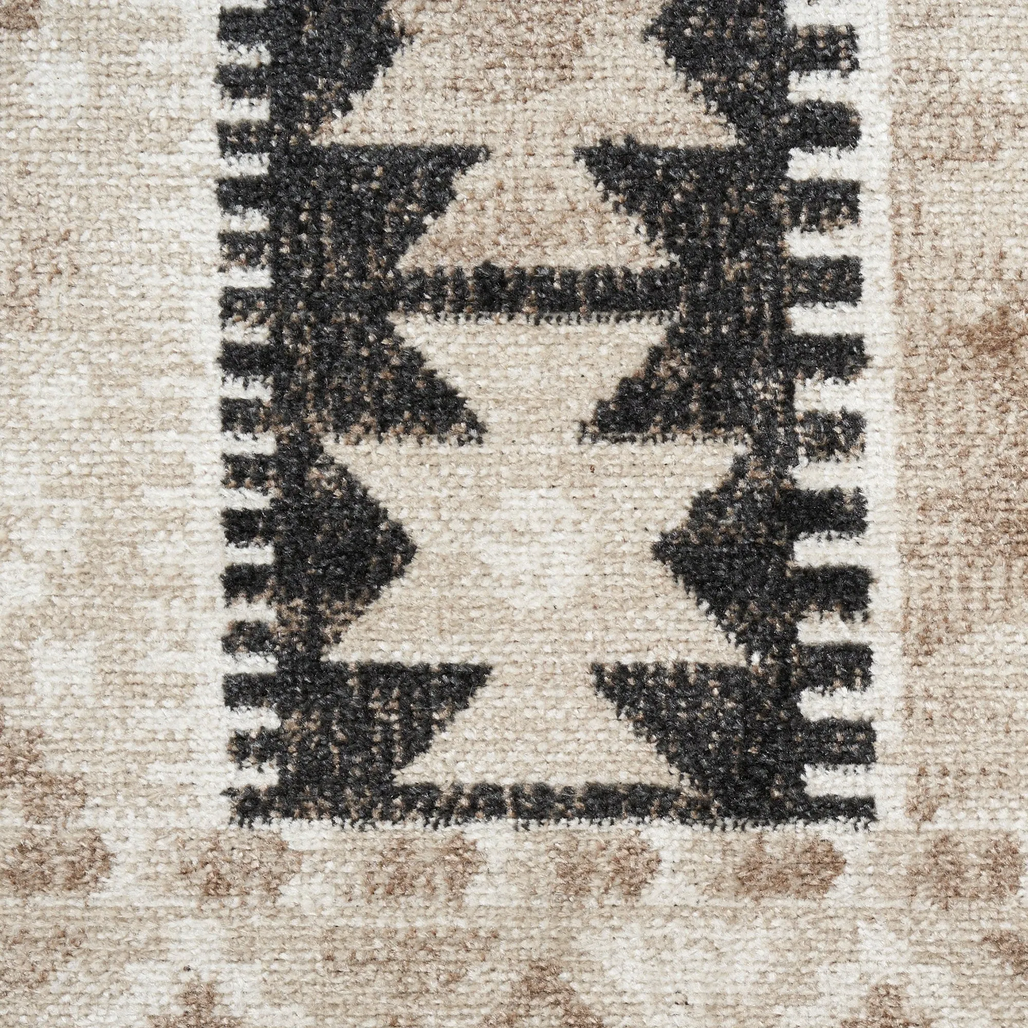 Nourison Washable Beauty Machine Washable Indoor only Beige Geometric Area Rug