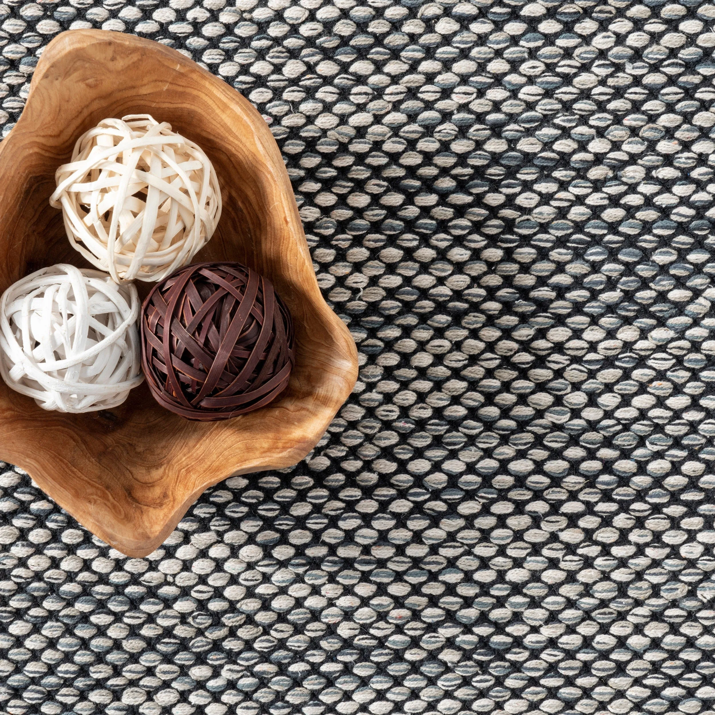Nuloom Alessi Solid Farmhouse Cotton Area Rug