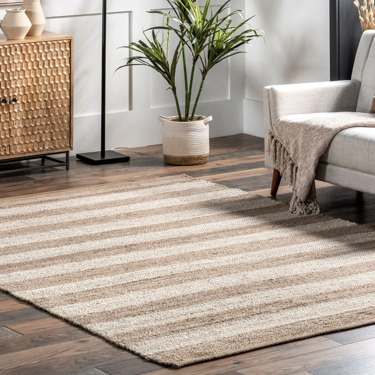 Nuloom Alisia Flatweave Striped Jute Area Rug