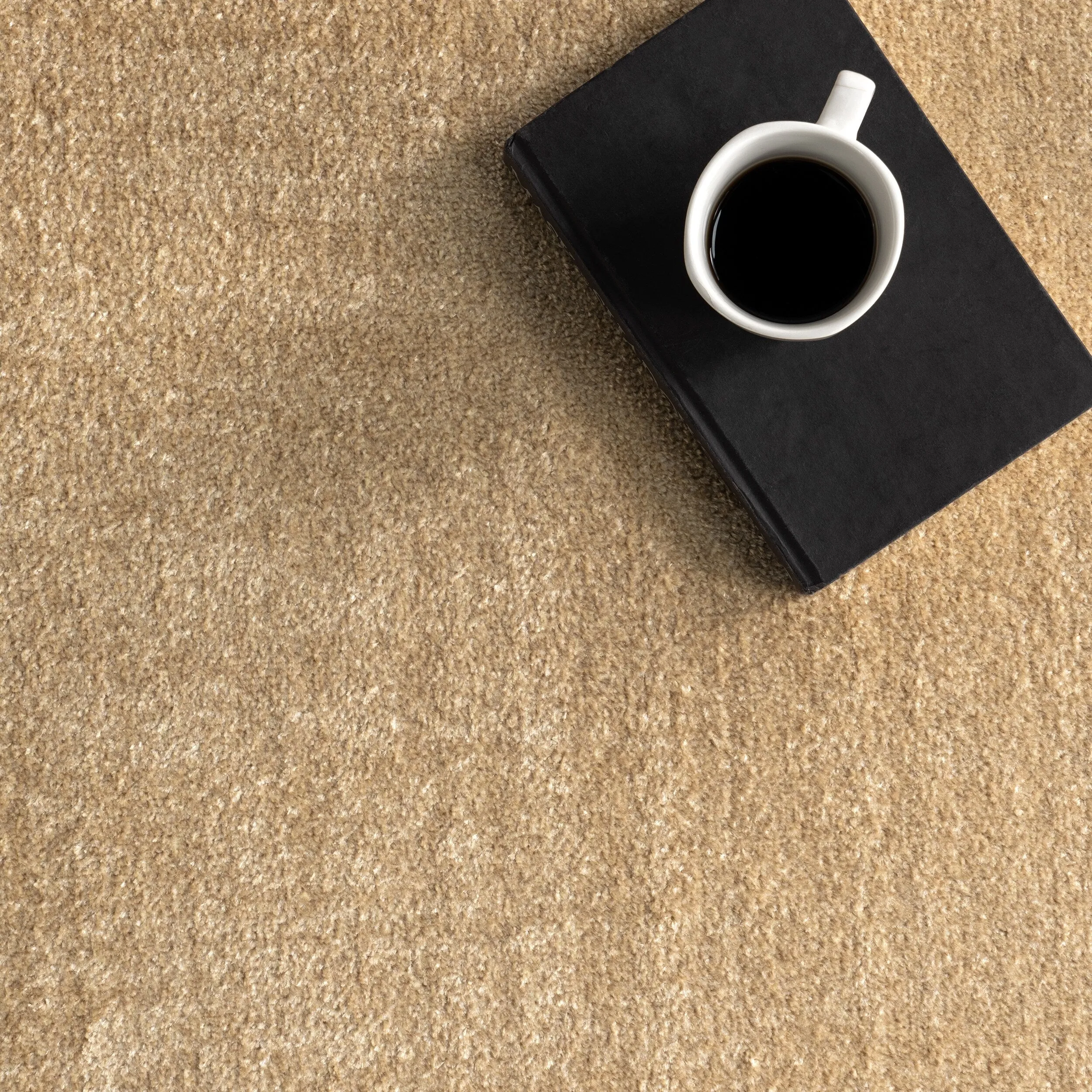 Nuloom Argelia Solid Machine Washable Area Rug