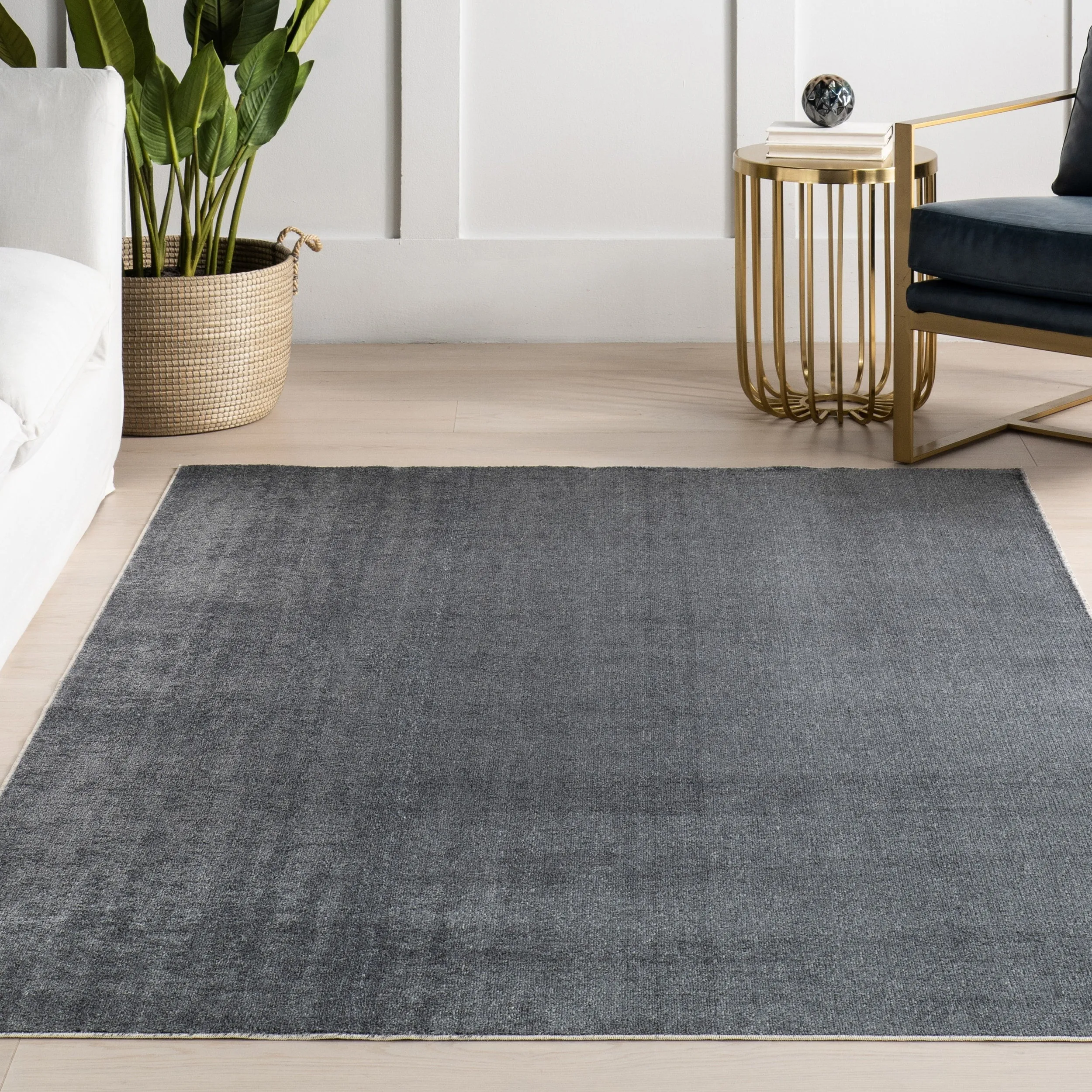Nuloom Argelia Solid Machine Washable Area Rug