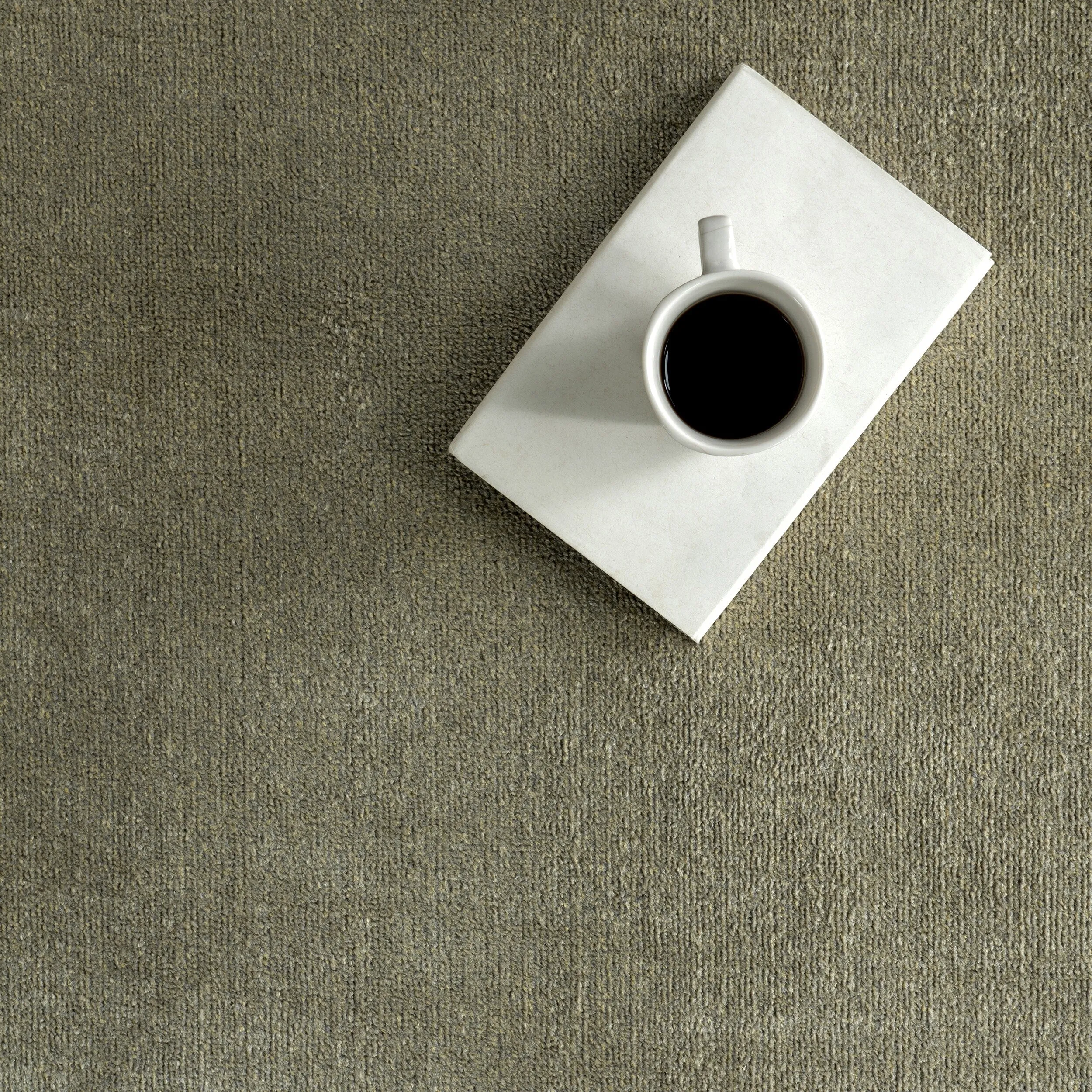 Nuloom Argelia Solid Machine Washable Area Rug
