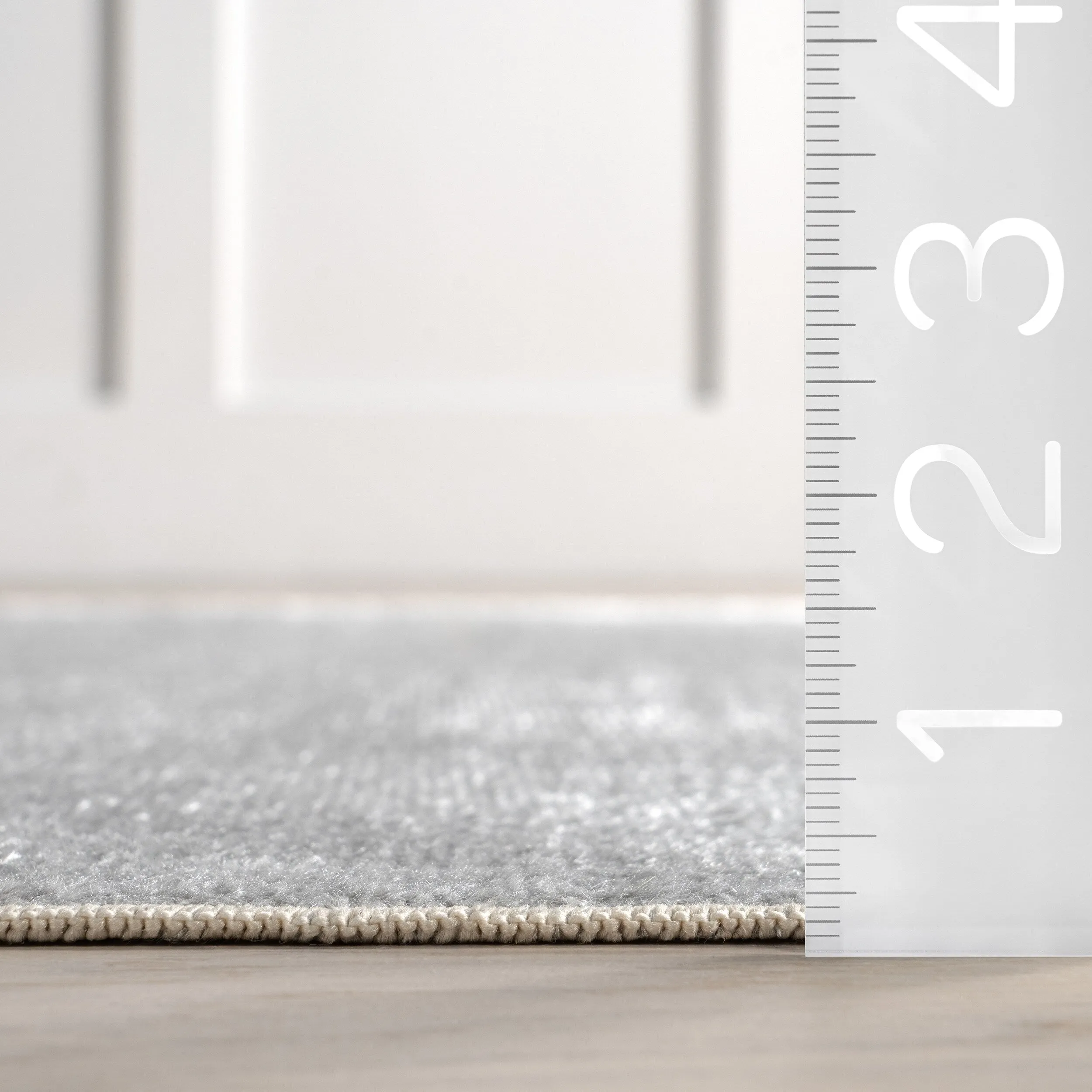 Nuloom Argelia Solid Machine Washable Area Rug
