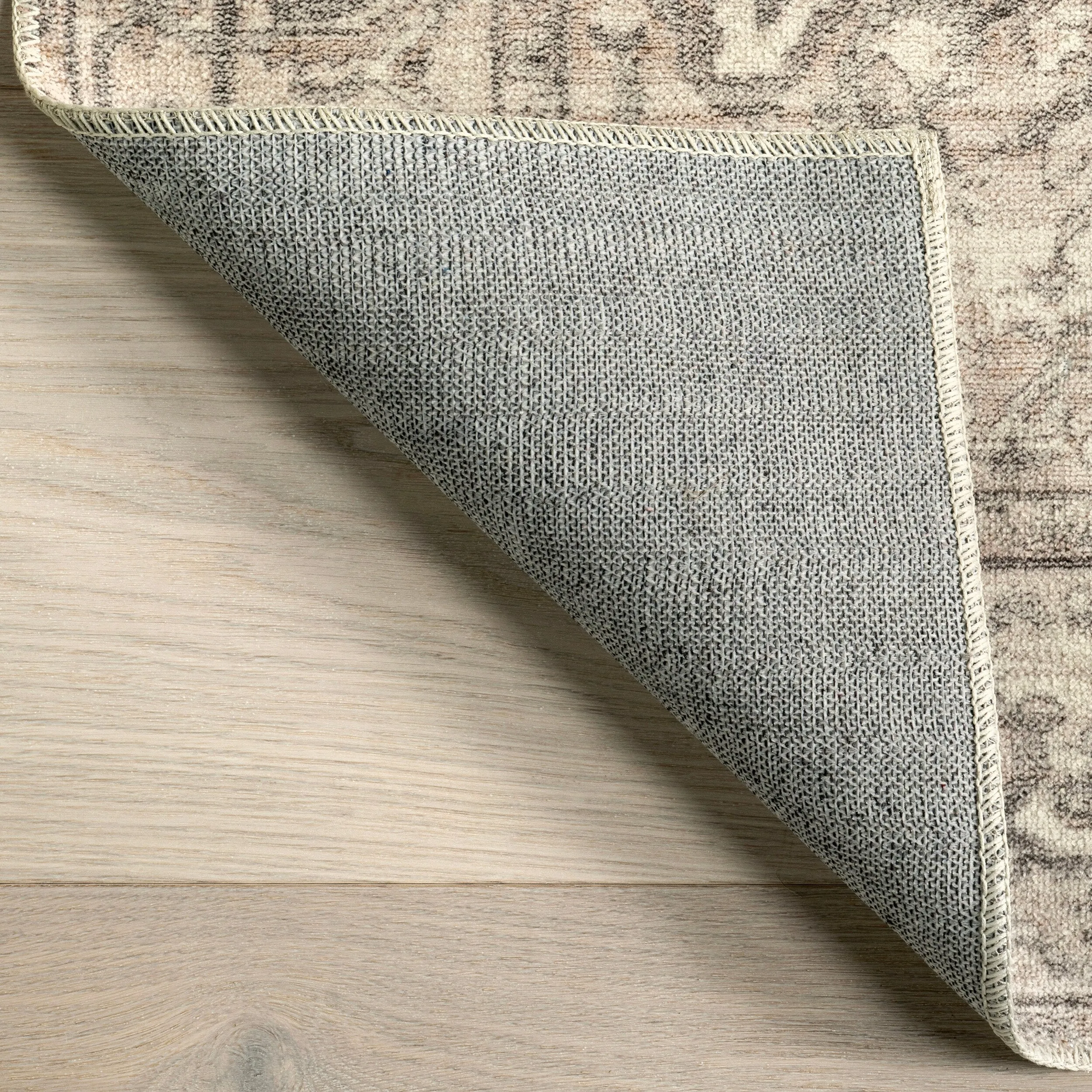 Nuloom Brielle SpinClean Machine Washable Vintage Medallion Area Rug
