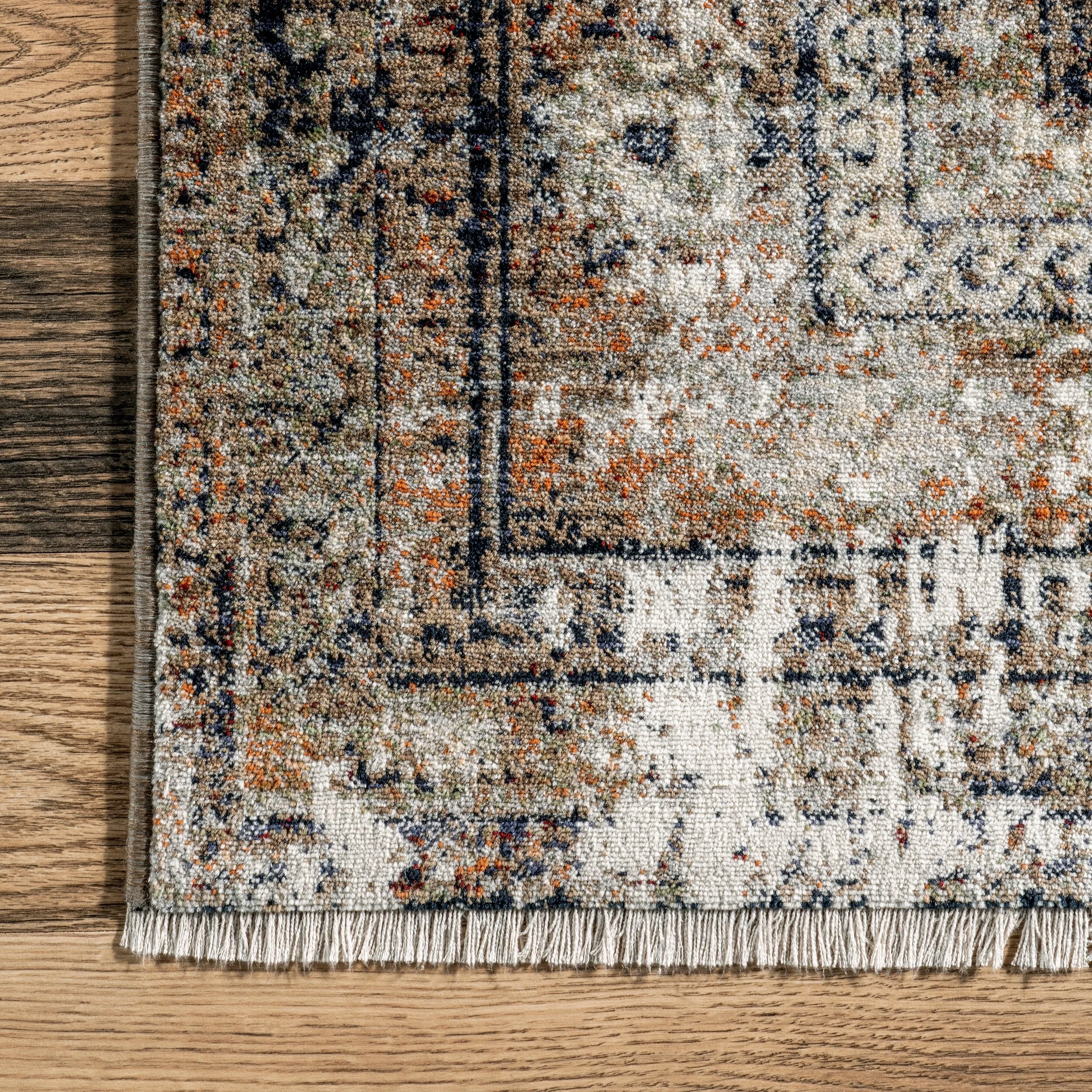 Nuloom Charvi Distressed Medallion Fringe Area Rug