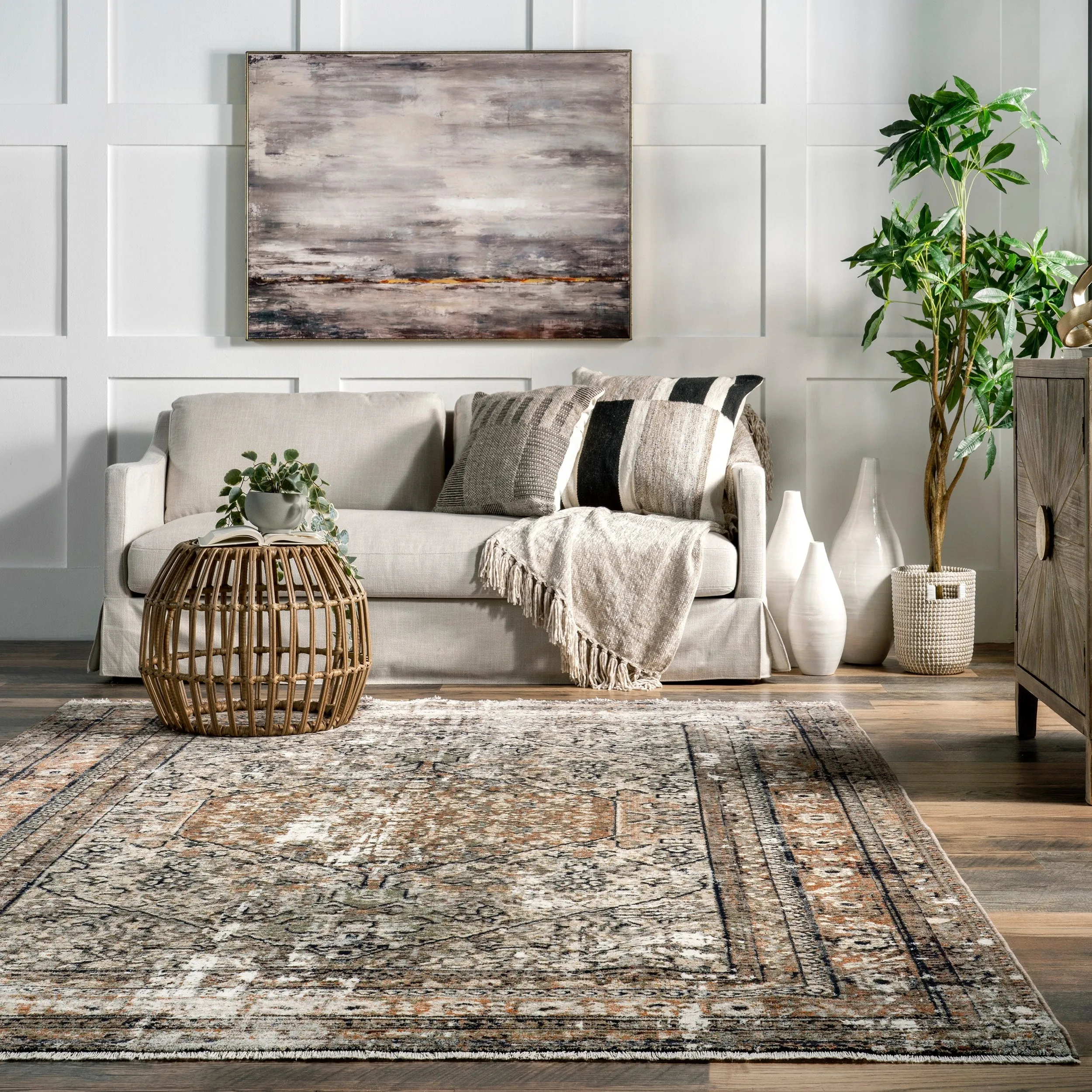 Nuloom Charvi Distressed Medallion Fringe Area Rug