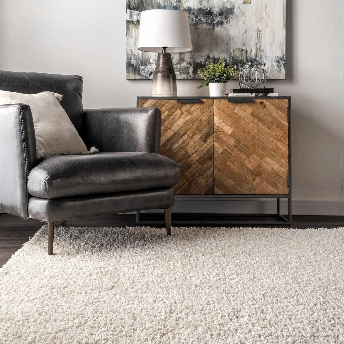 Nuloom Clare Solid Shag Area Rug