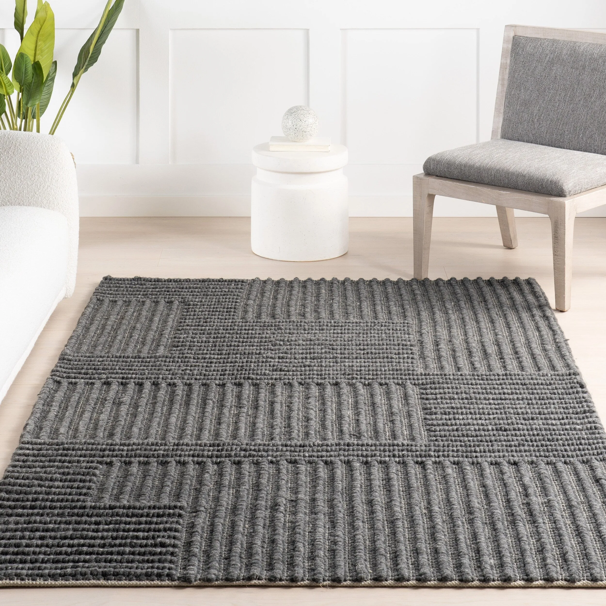 Nuloom Dorene Contemporary High-Low Striped Wool Area Rug