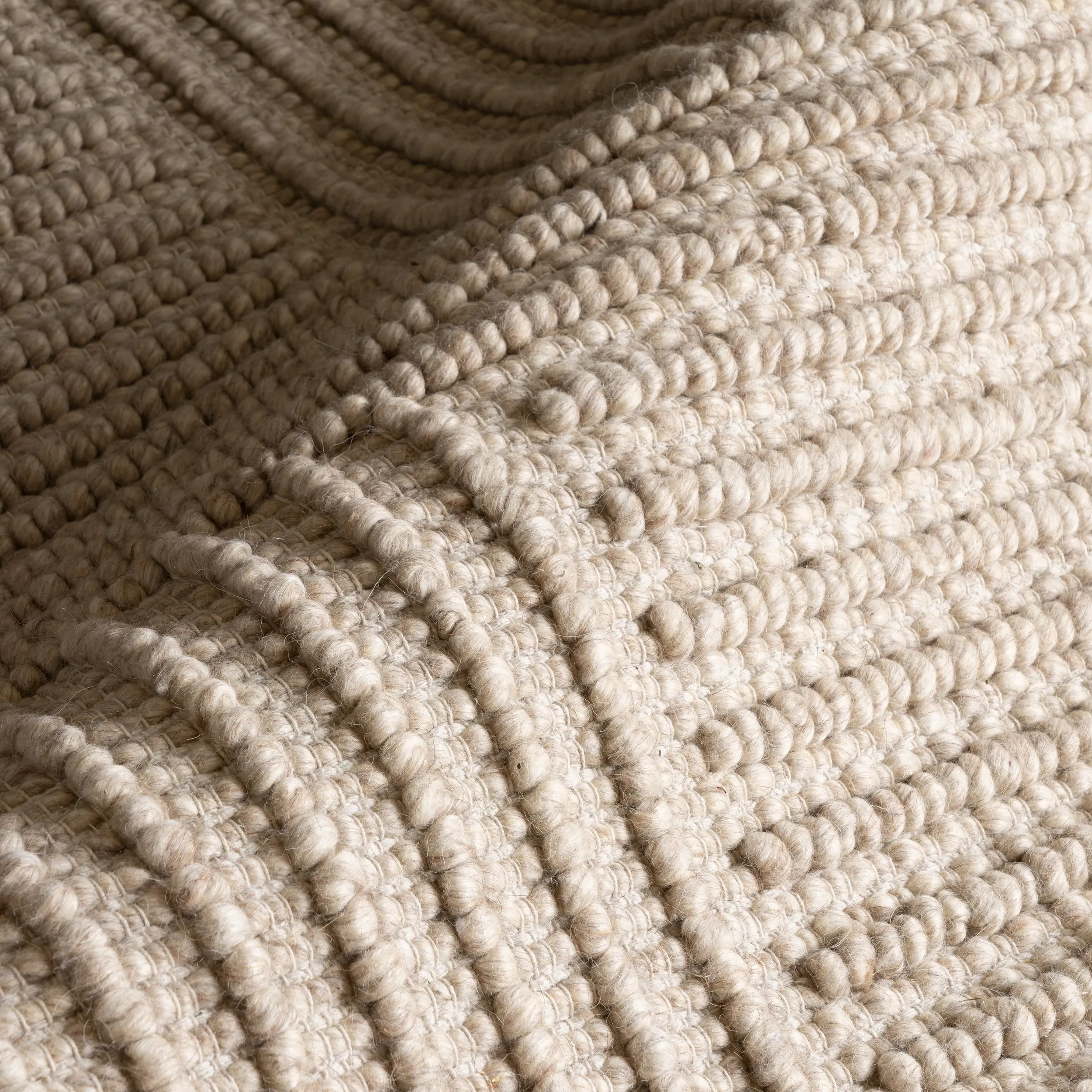 Nuloom Dorene Contemporary High-Low Striped Wool Area Rug