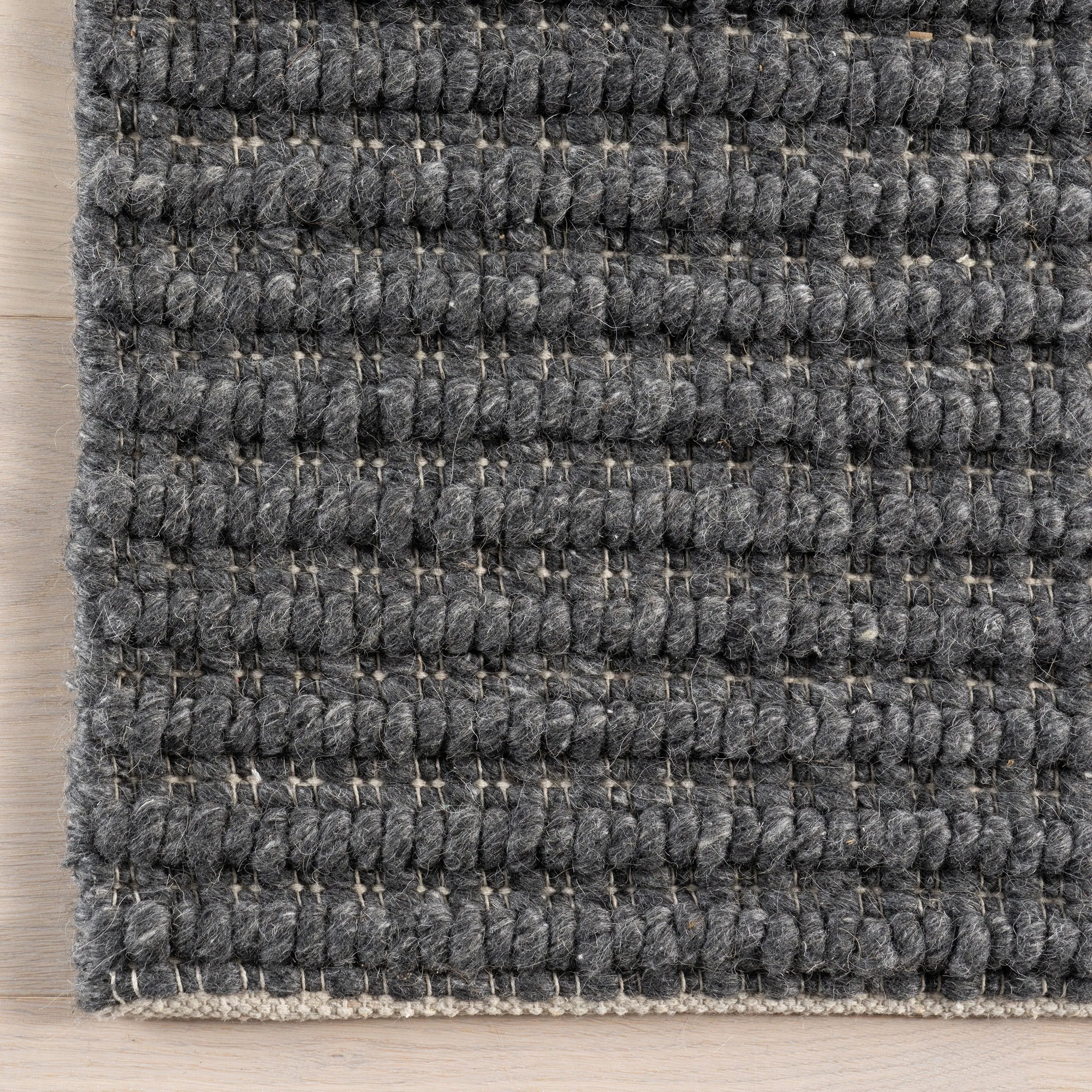 Nuloom Dorene Contemporary High-Low Striped Wool Area Rug