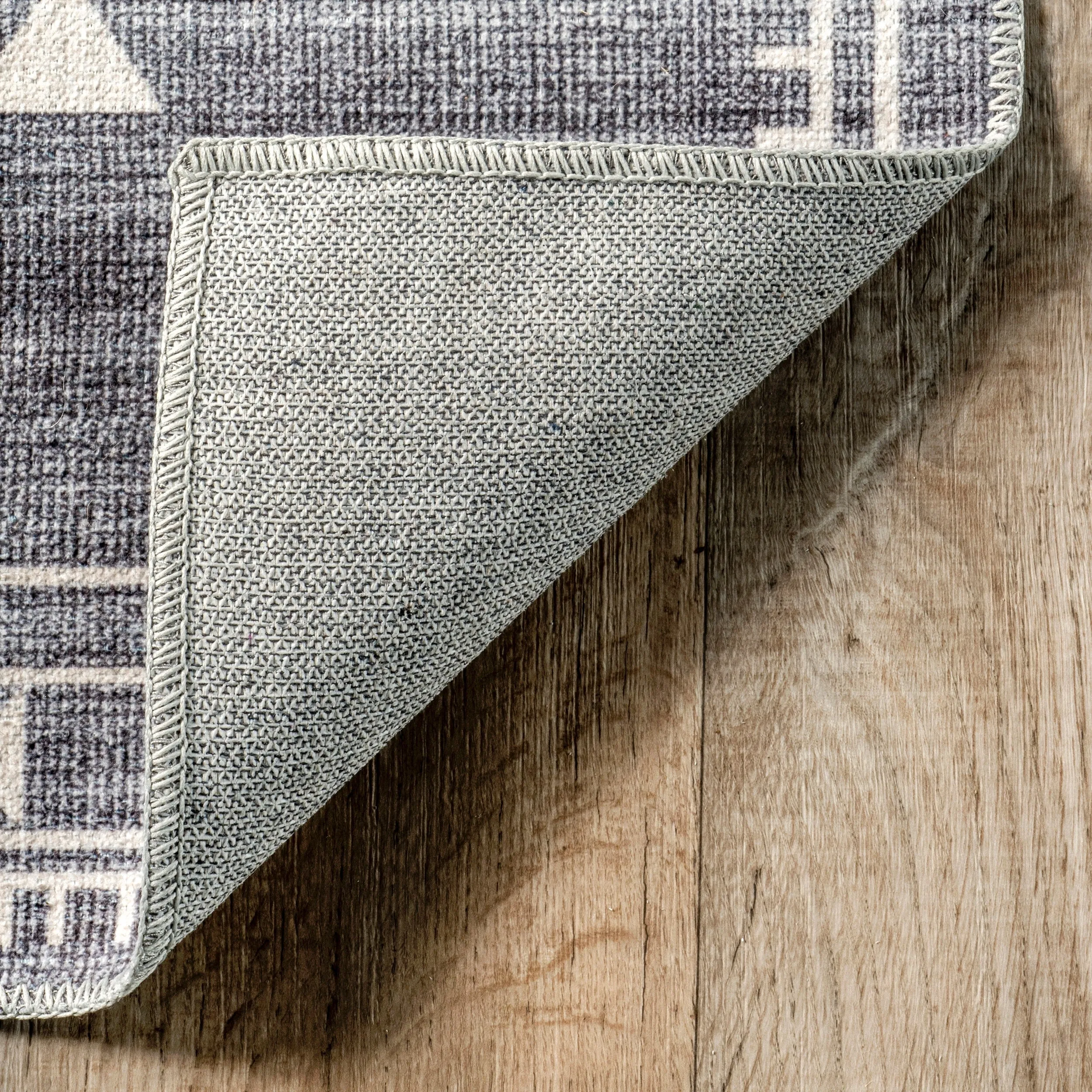 Nuloom Evalyn SpinClean Southwestern Machine Washable Area Rug
