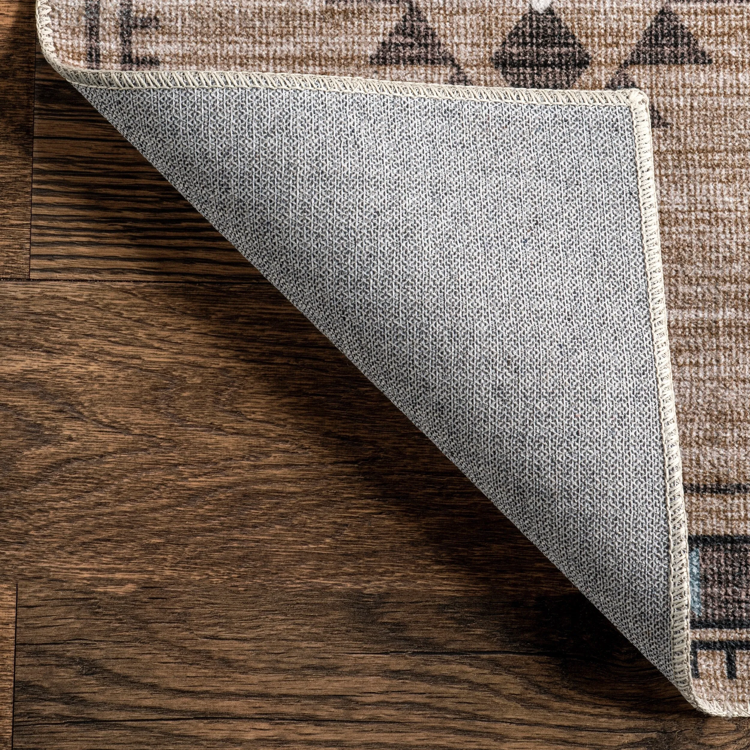 Nuloom Evalyn SpinClean Southwestern Machine Washable Area Rug