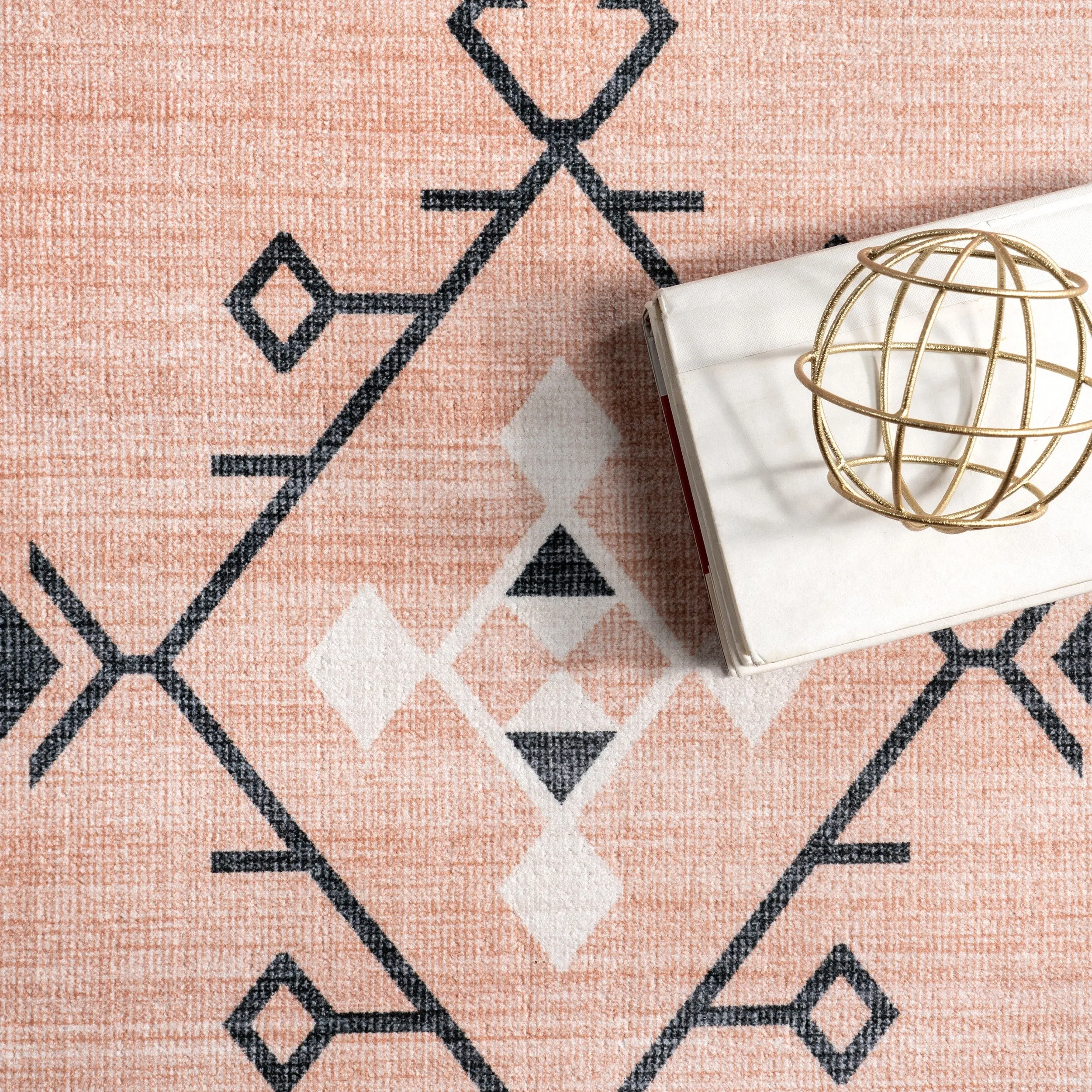 Nuloom Evalyn SpinClean Southwestern Machine Washable Area Rug