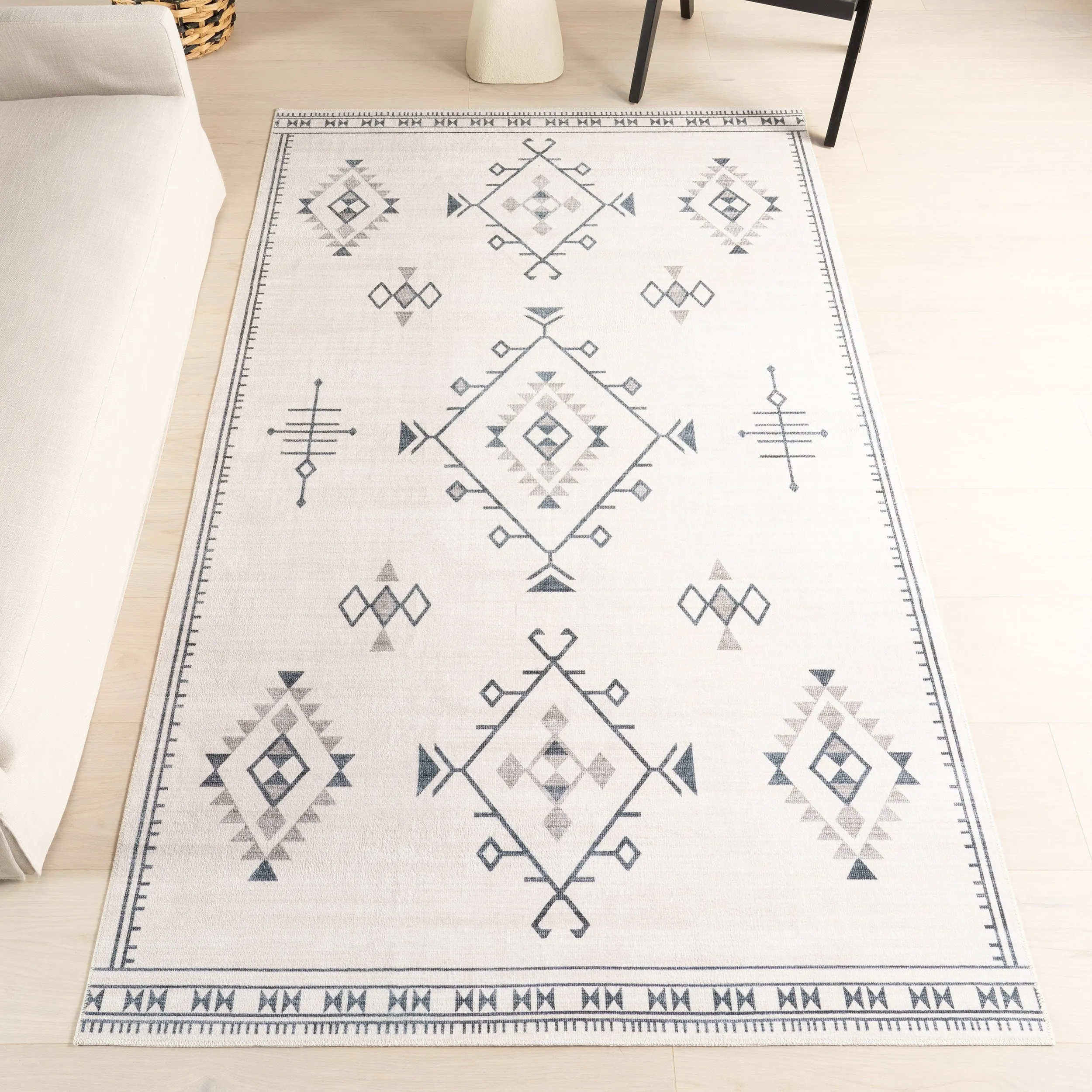 Nuloom Evalyn SpinClean Southwestern Machine Washable Area Rug