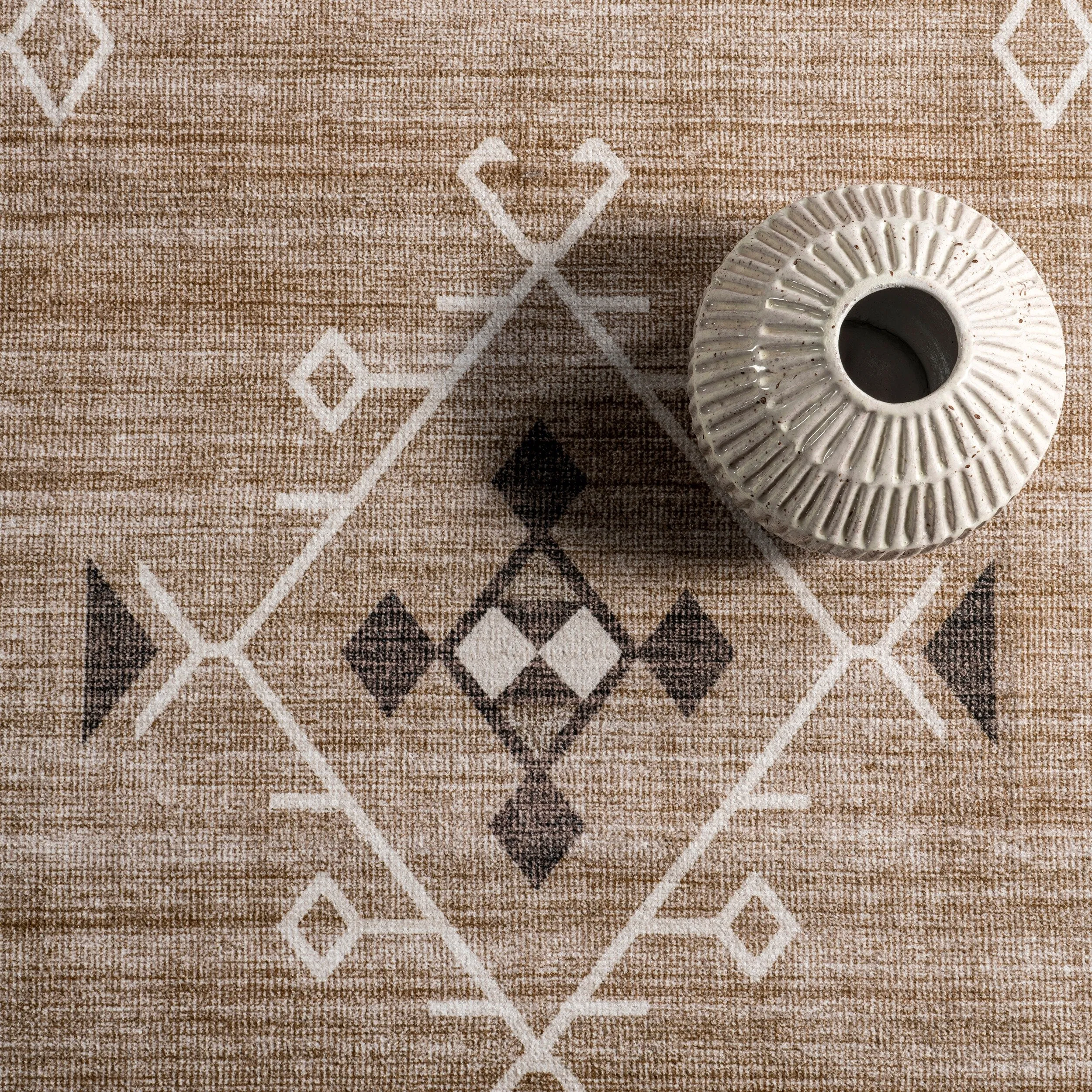 Nuloom Evalyn SpinClean Southwestern Machine Washable Area Rug