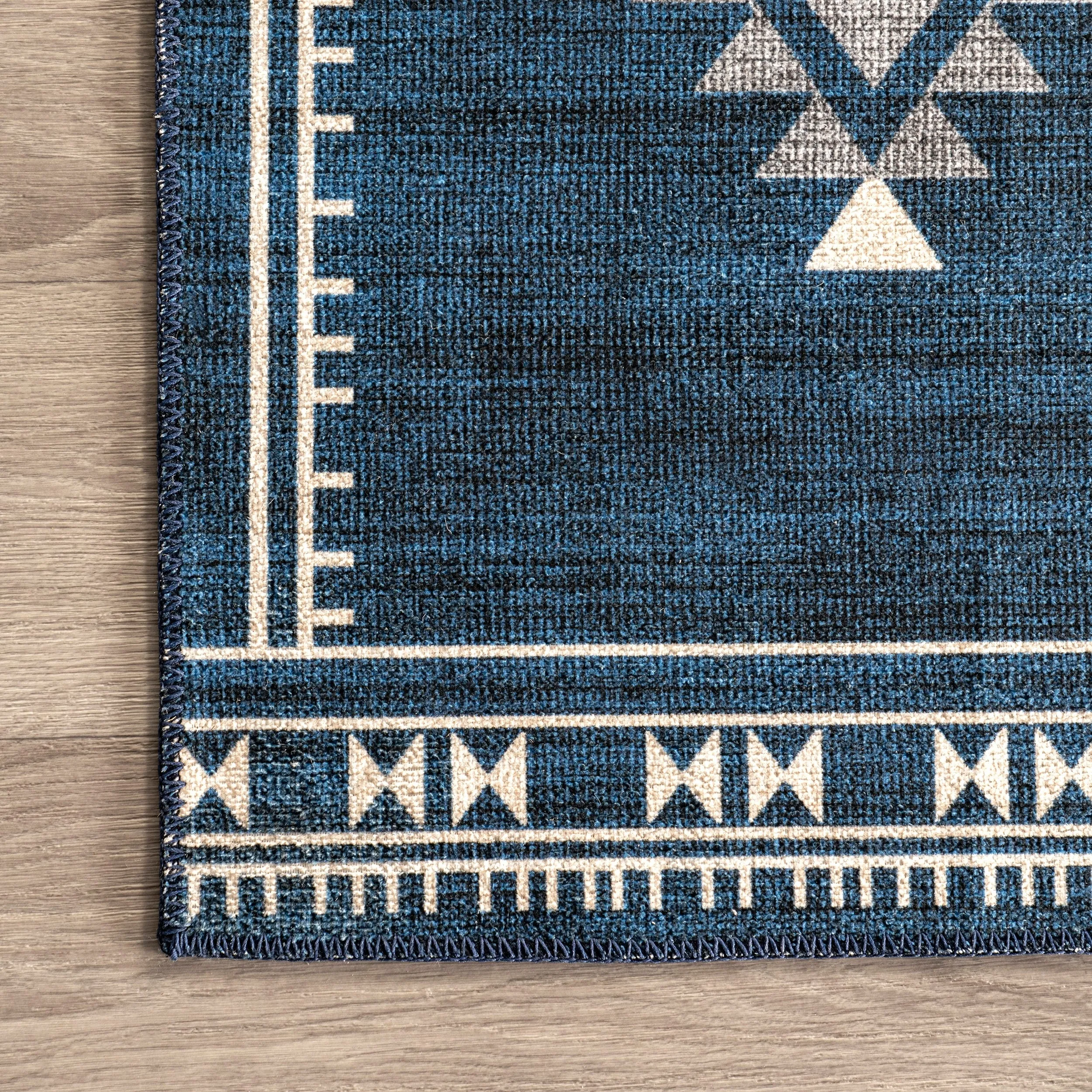Nuloom Evalyn SpinClean Southwestern Machine Washable Area Rug