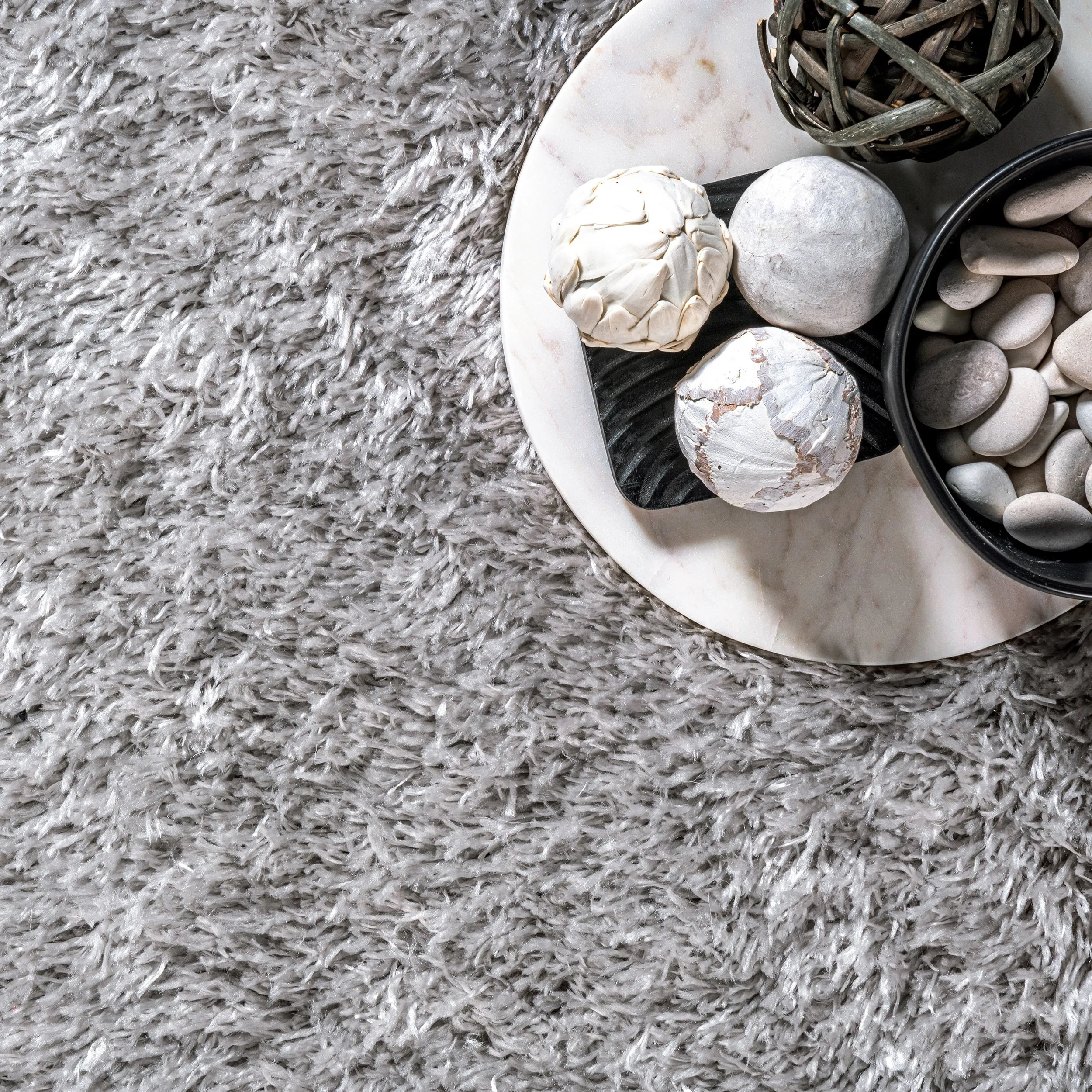 Nuloom Gynel Contemporary Shag Area Rug