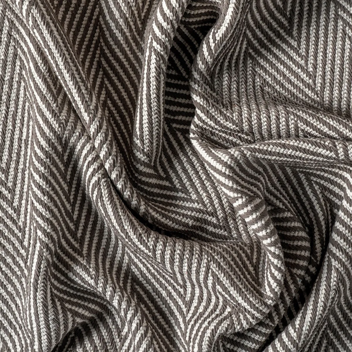 Nuloom Hand Loomed Kimberley Area Rug