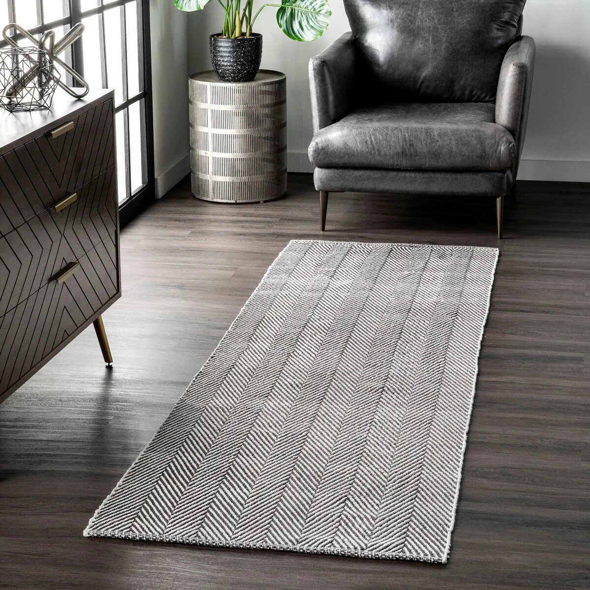 Nuloom Hand Loomed Kimberley Area Rug