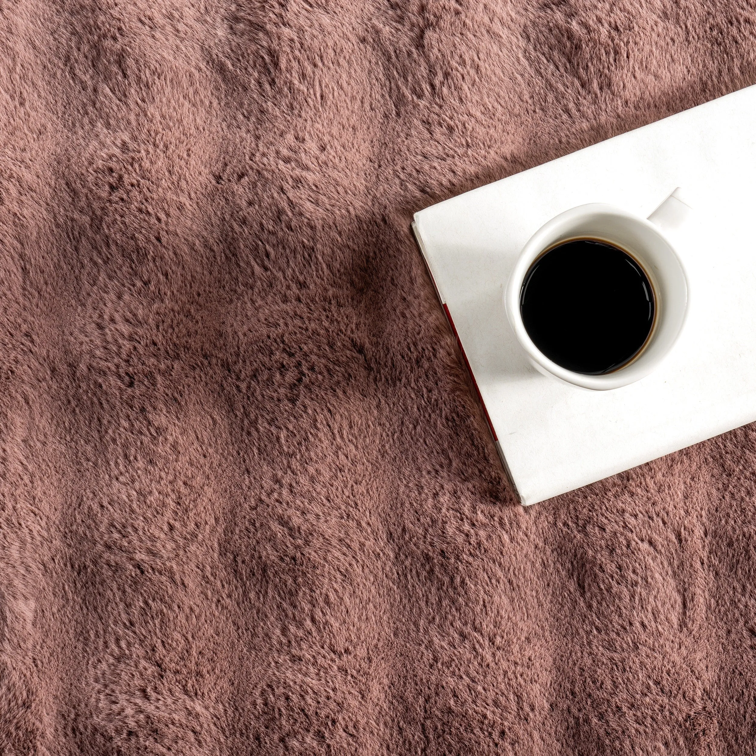 Nuloom Jeni Solid Plush Machine Washable Area Rug