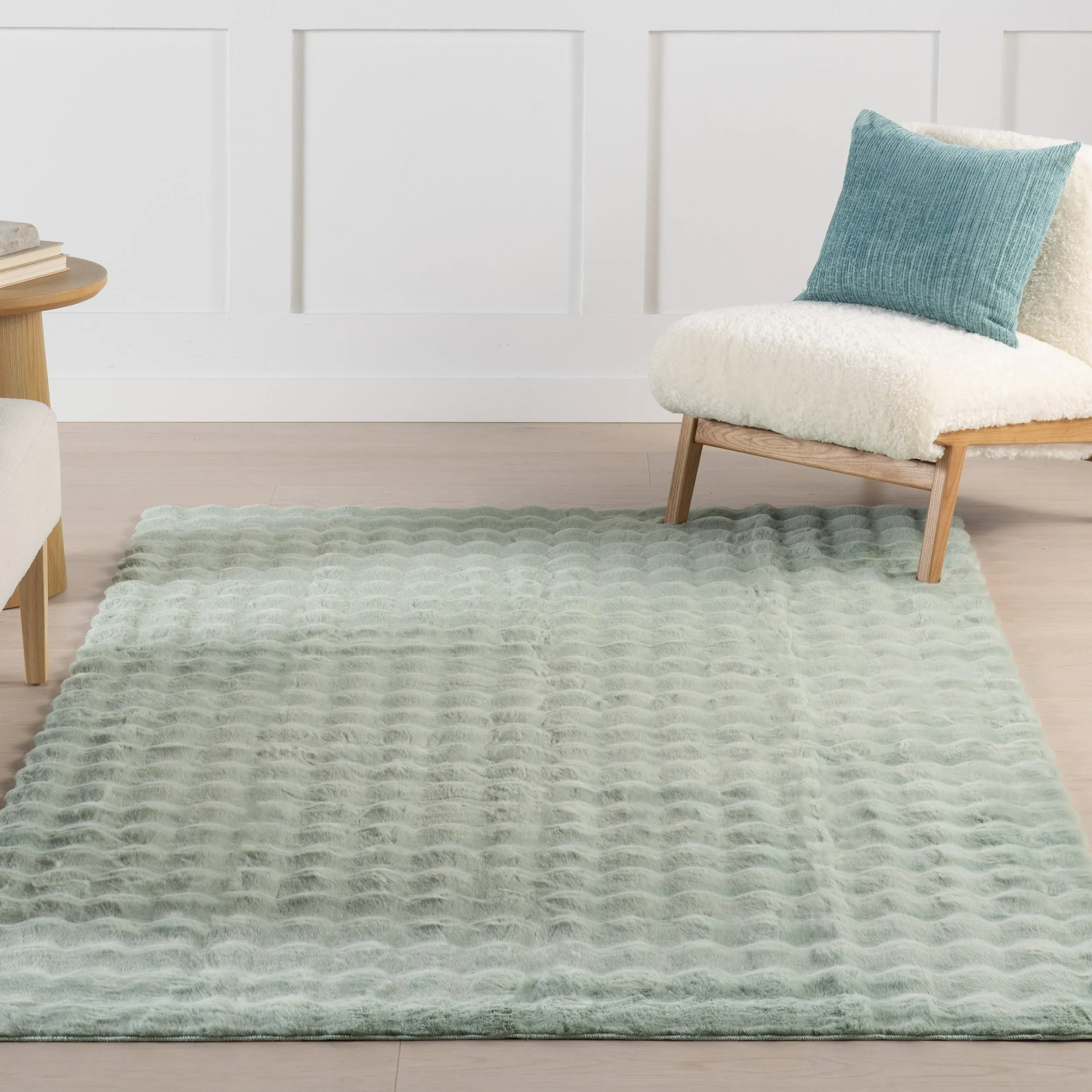 Nuloom Jeni Solid Plush Machine Washable Area Rug