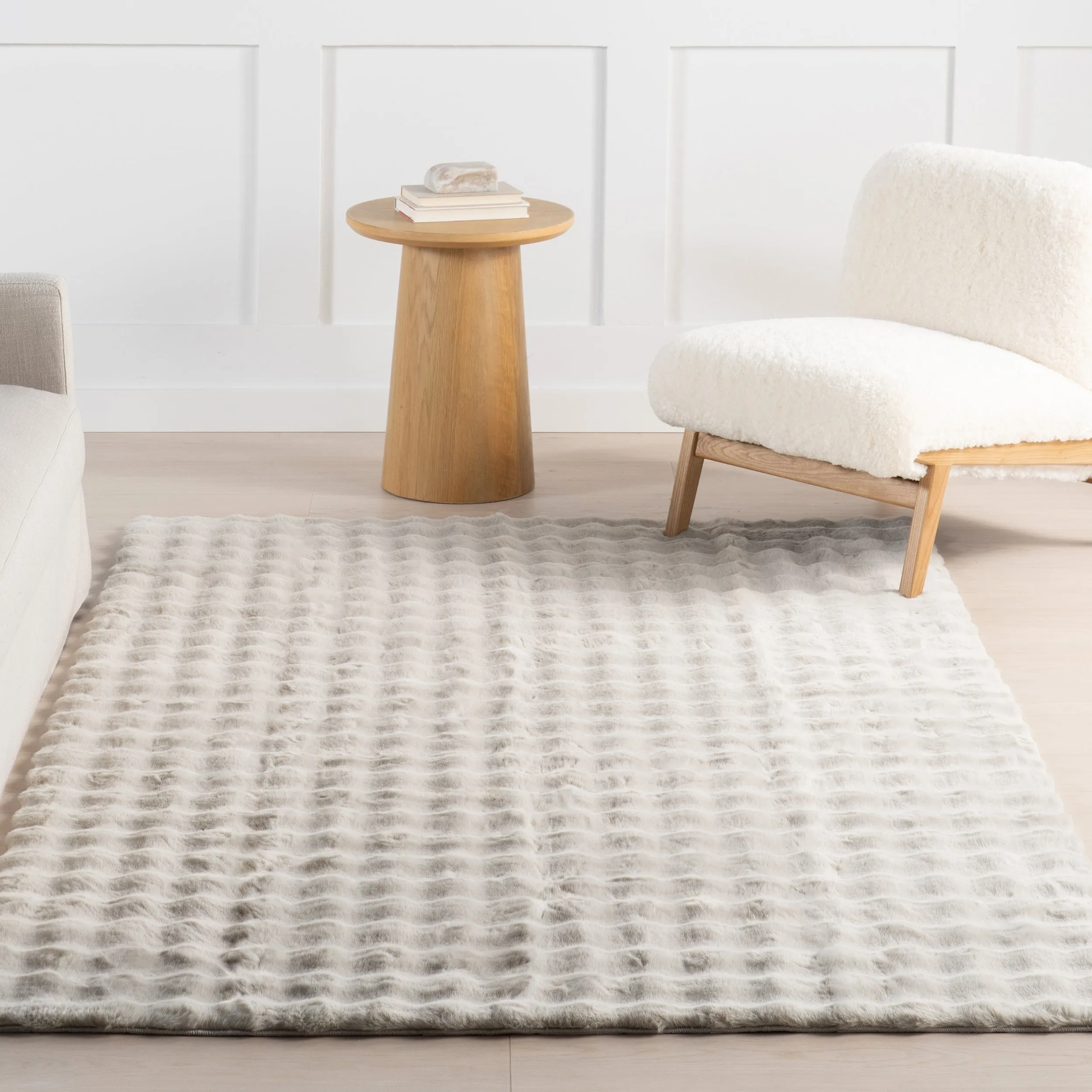 Nuloom Jeni Solid Plush Machine Washable Area Rug