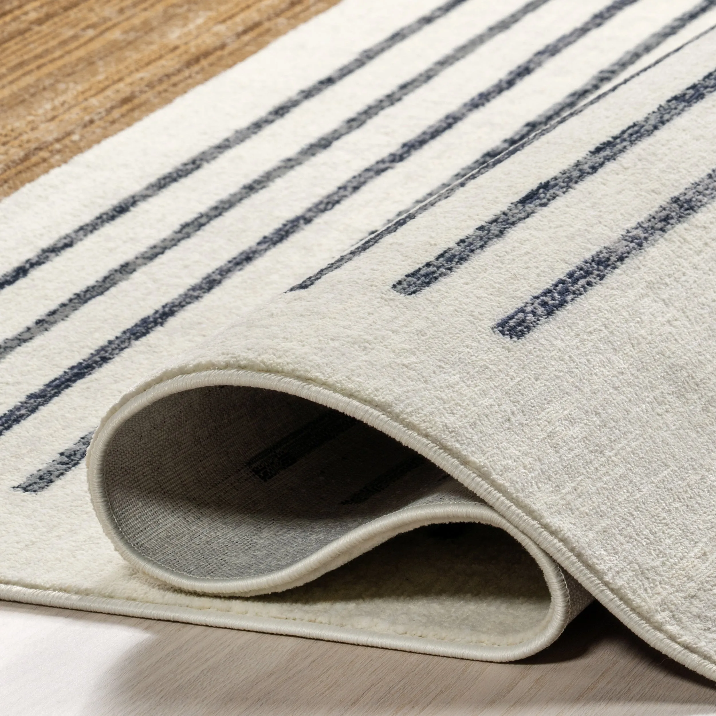 Nuloom Keeva Modern Striped Fringe Area Rug