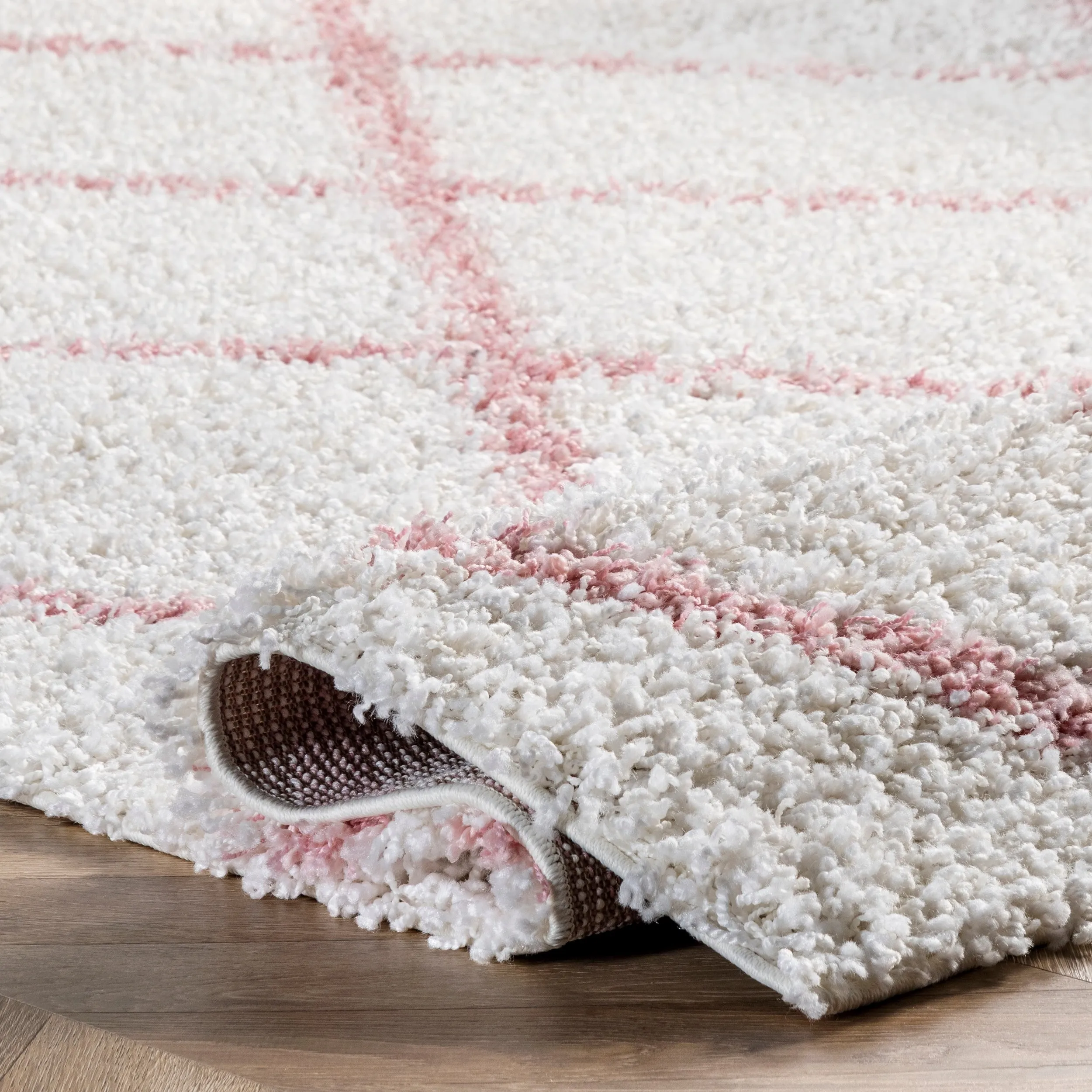 Nuloom Kesha Contemporary Trellis Shag Area Rug
