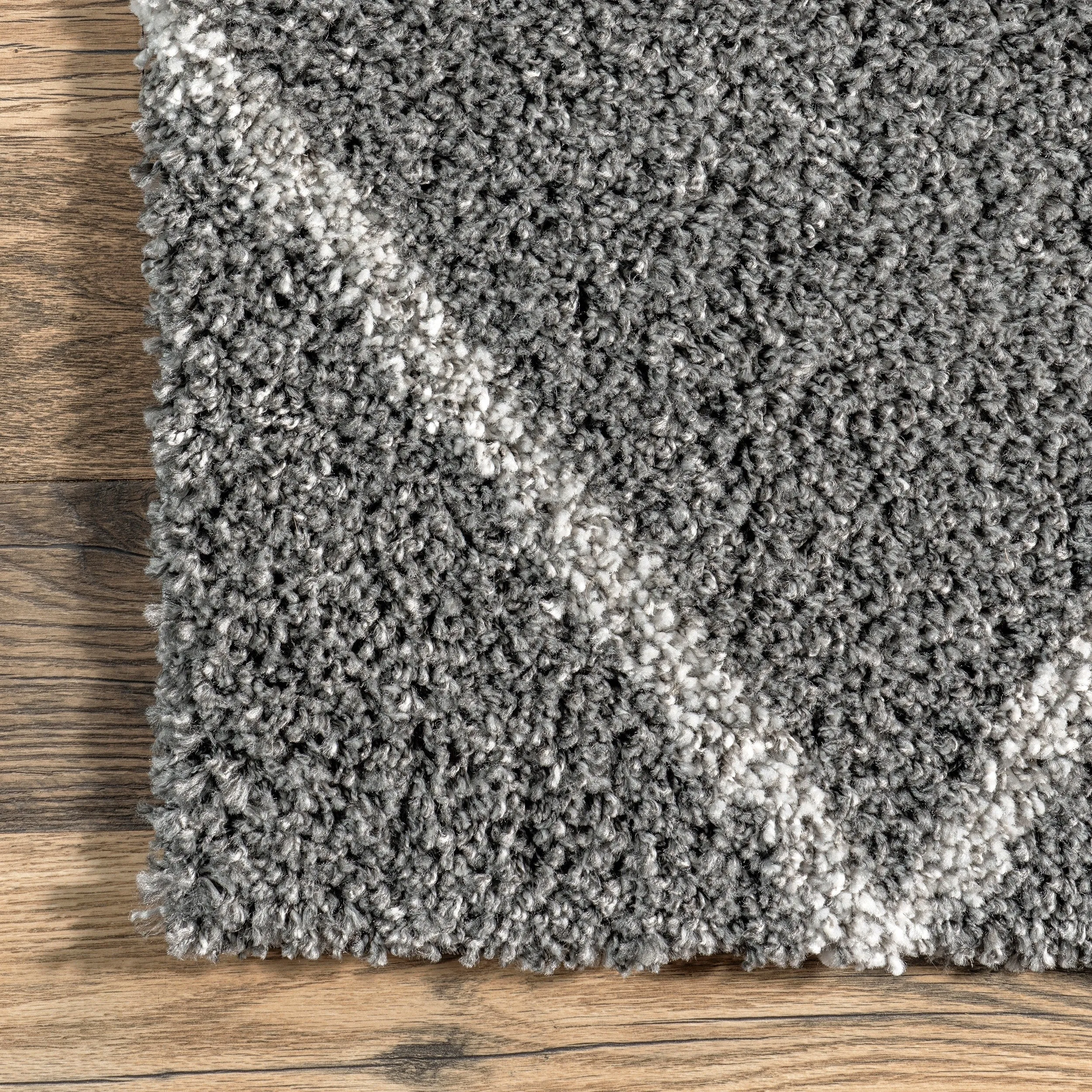 Nuloom Kesha Contemporary Trellis Shag Area Rug