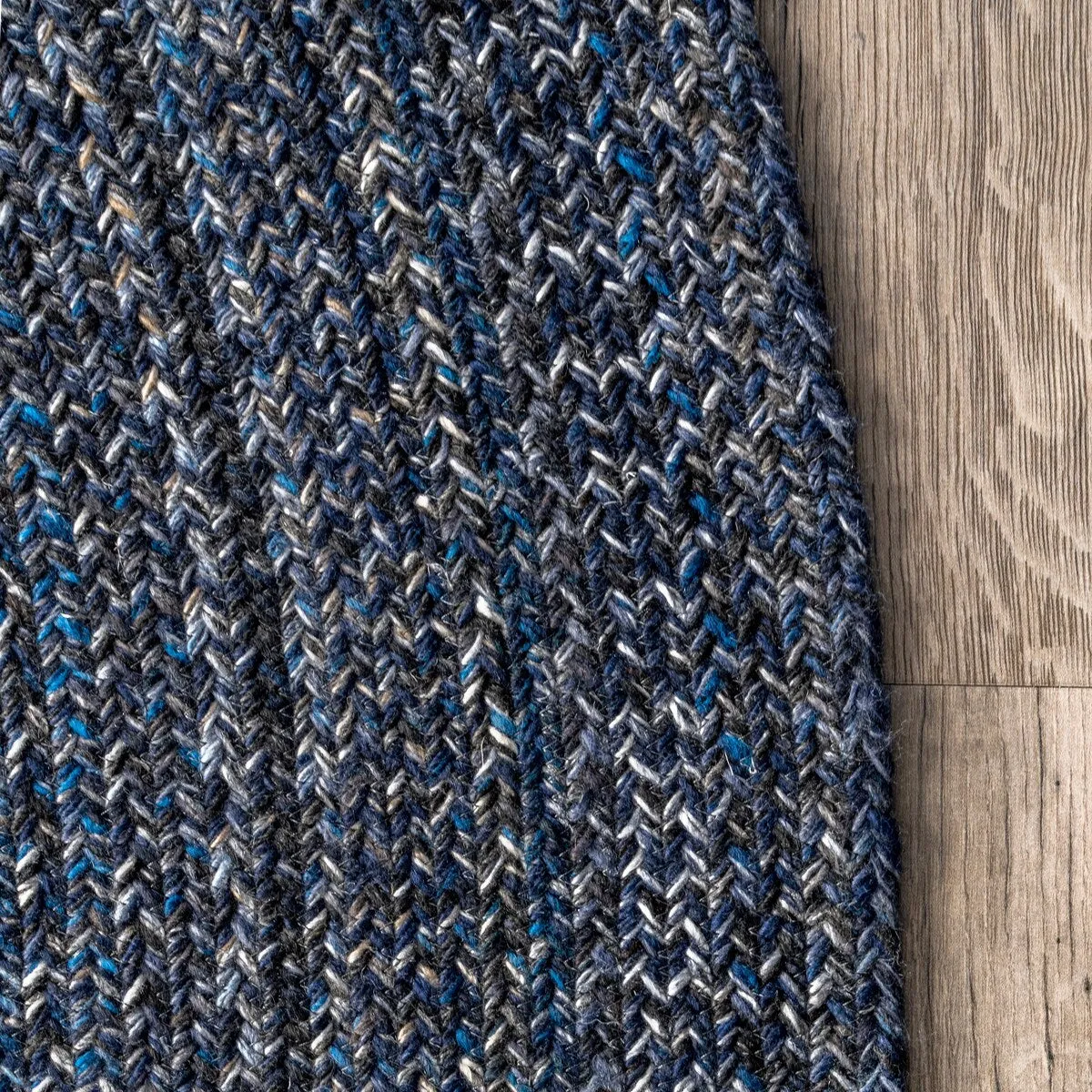 Nuloom Kyla Handmade Braided Farmhouse Round Area Rug