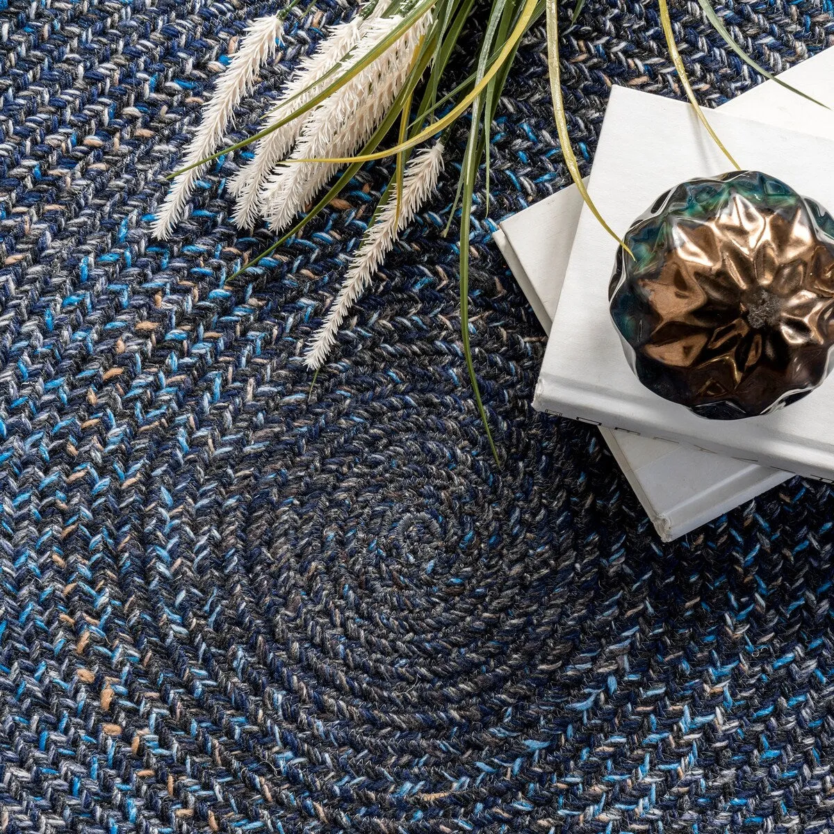 Nuloom Kyla Handmade Braided Farmhouse Round Area Rug