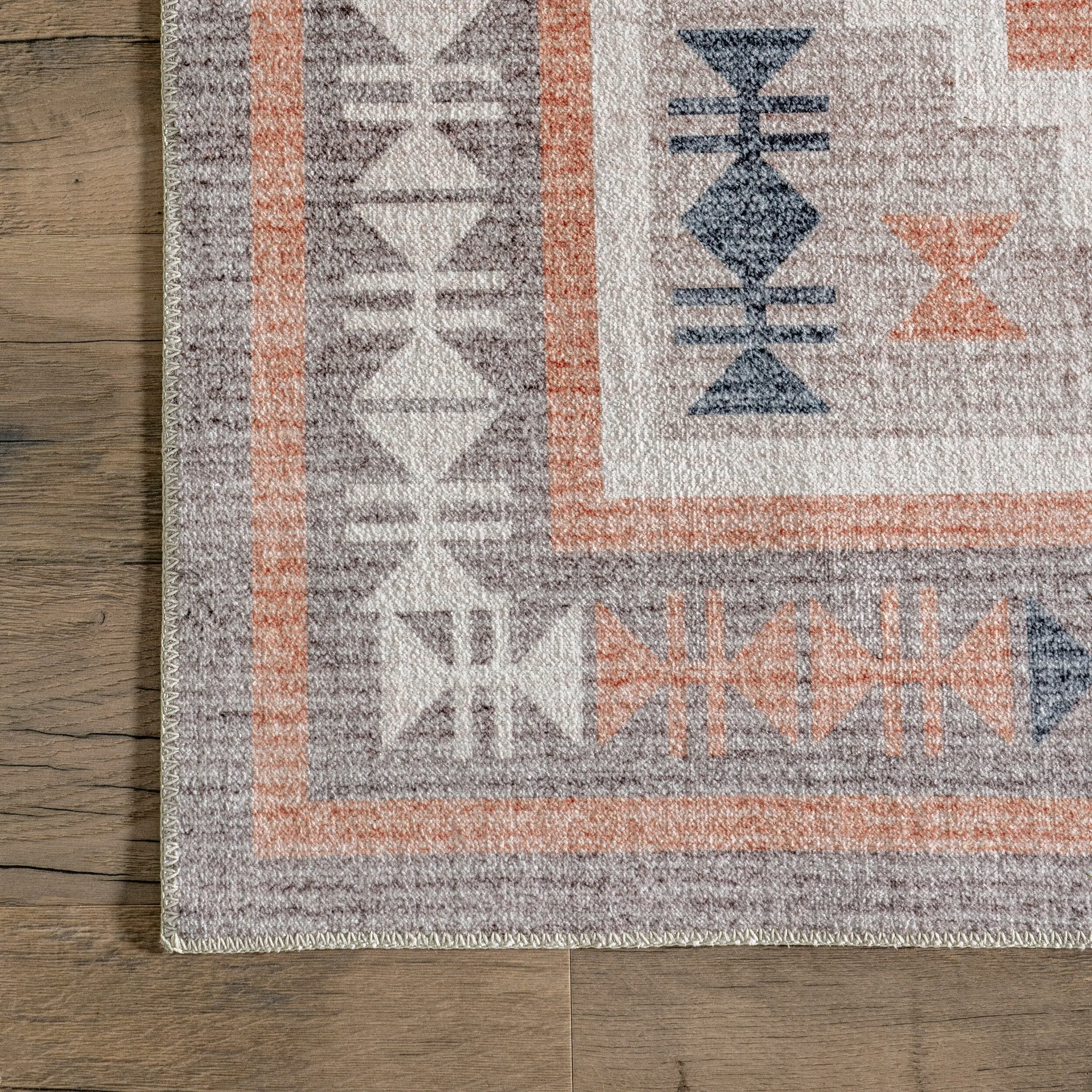 Nuloom Leighton SpinClean Machine Washable Southwestern Medallion Area Rug