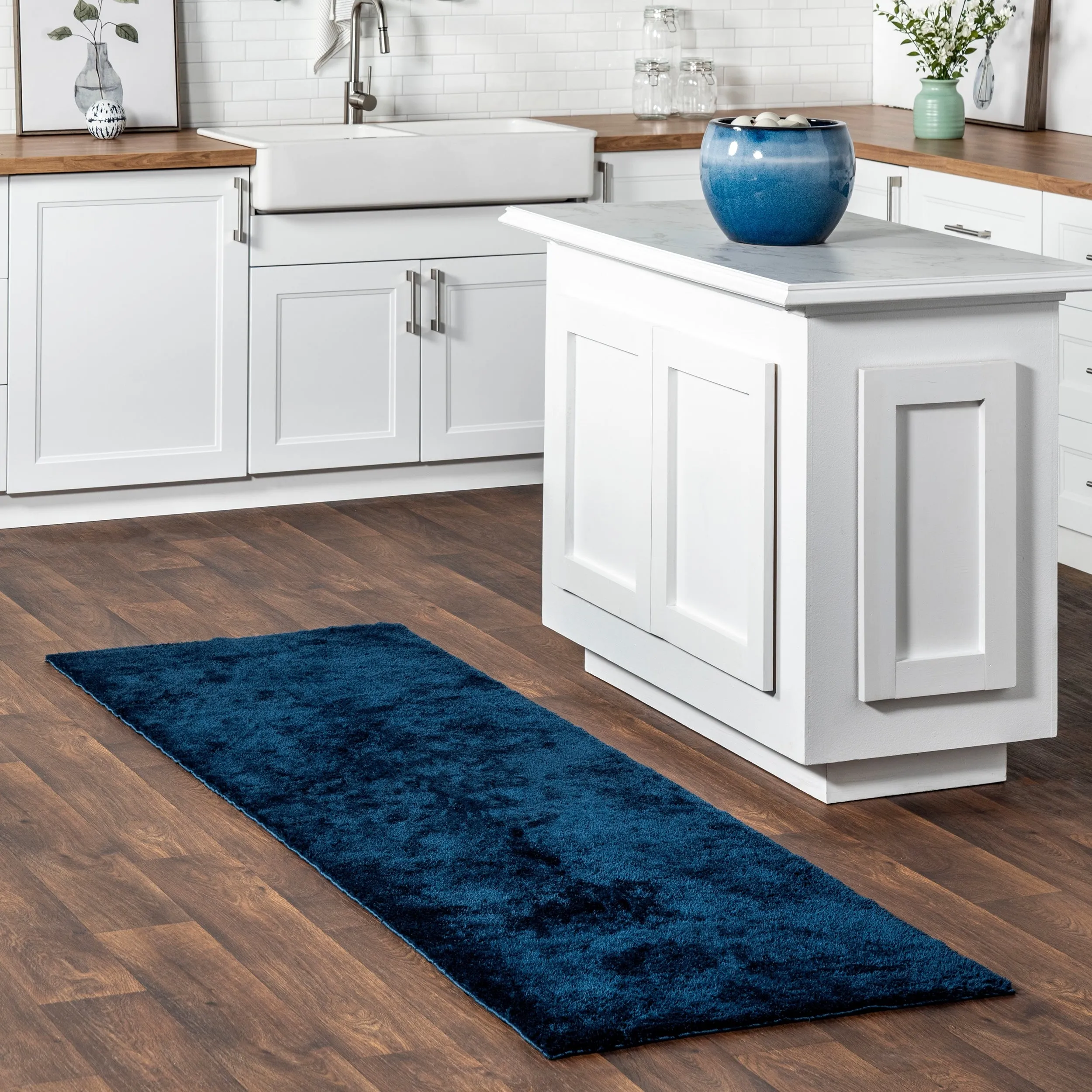 Nuloom Loni SuperiorWash Solid Machine Washable Shag Area Rug