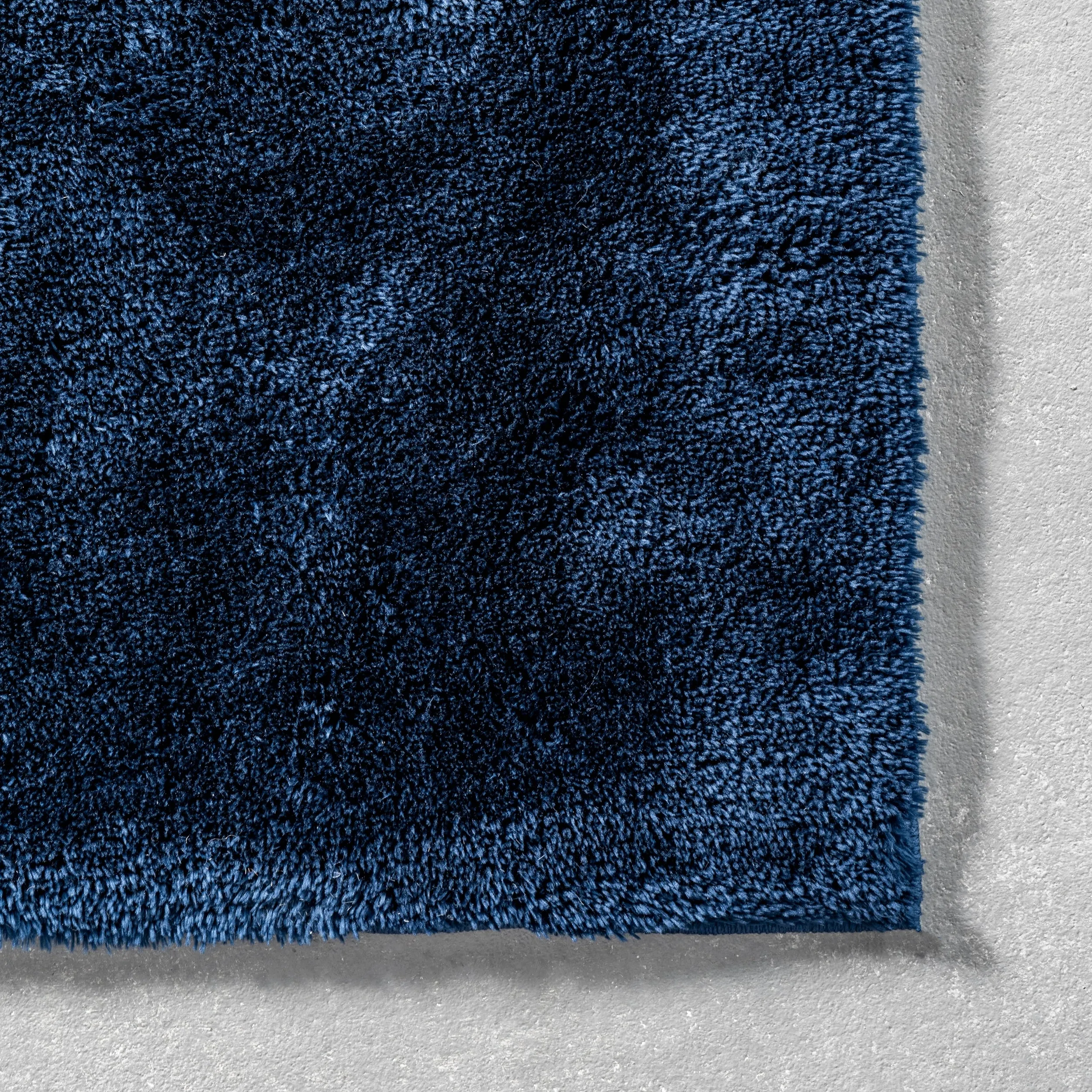 Nuloom Loni SuperiorWash Solid Machine Washable Shag Area Rug
