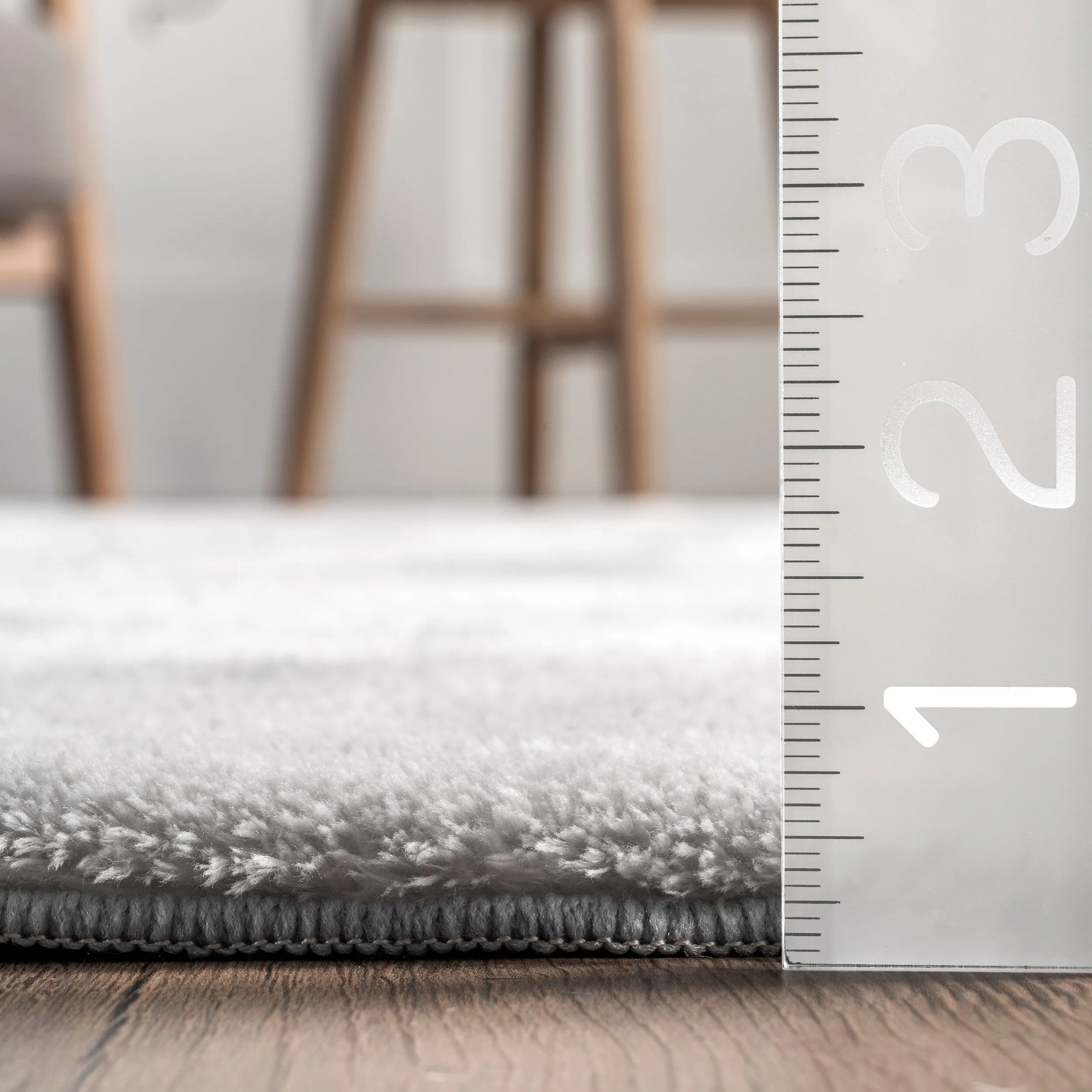 Nuloom Loni SuperiorWash Solid Machine Washable Shag Area Rug