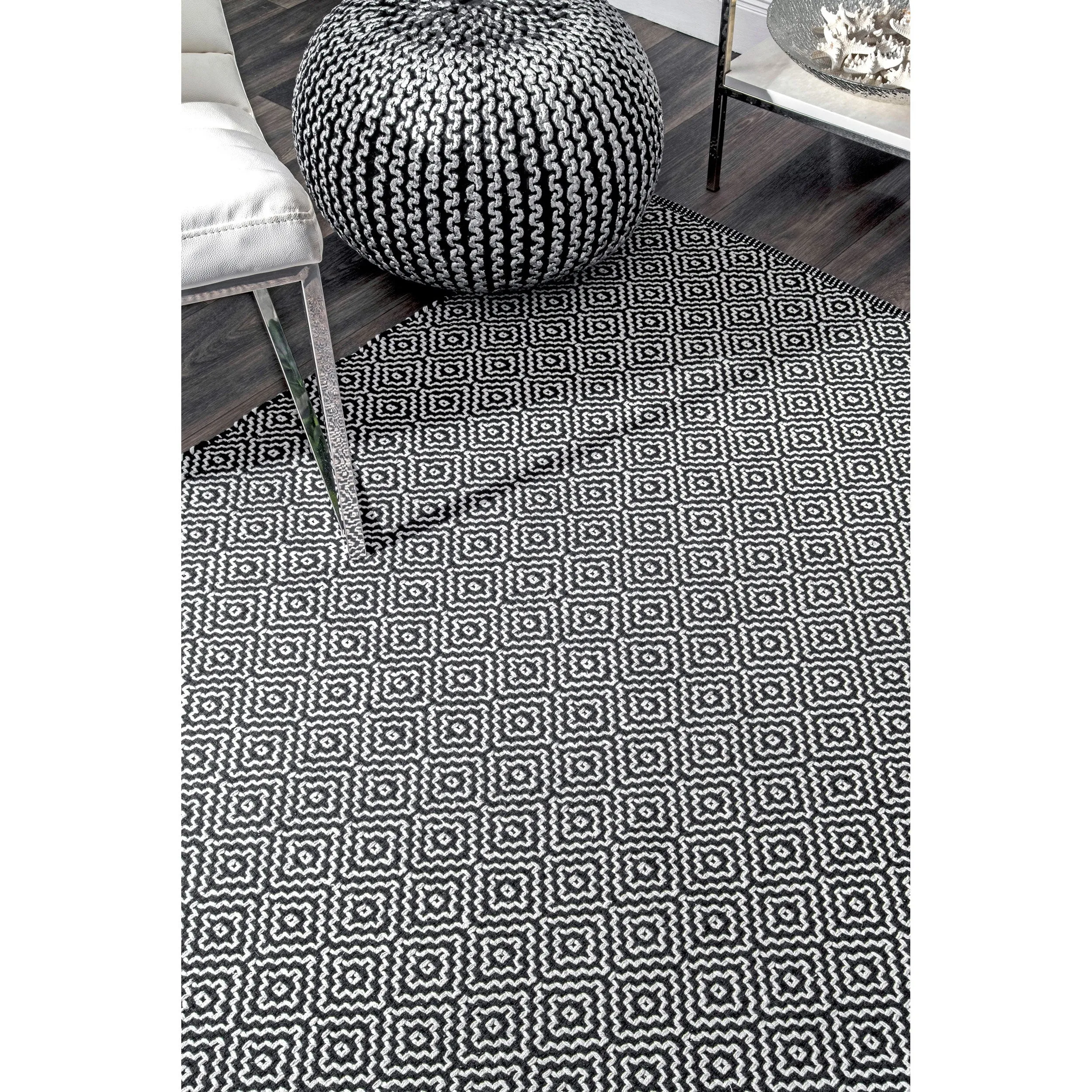 Nuloom Lorretta Geometric Cotton Area Rug