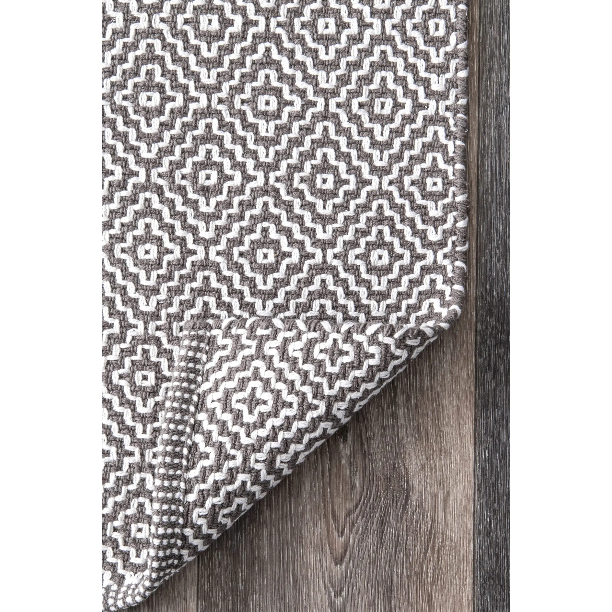 Nuloom Lorretta Geometric Cotton Area Rug