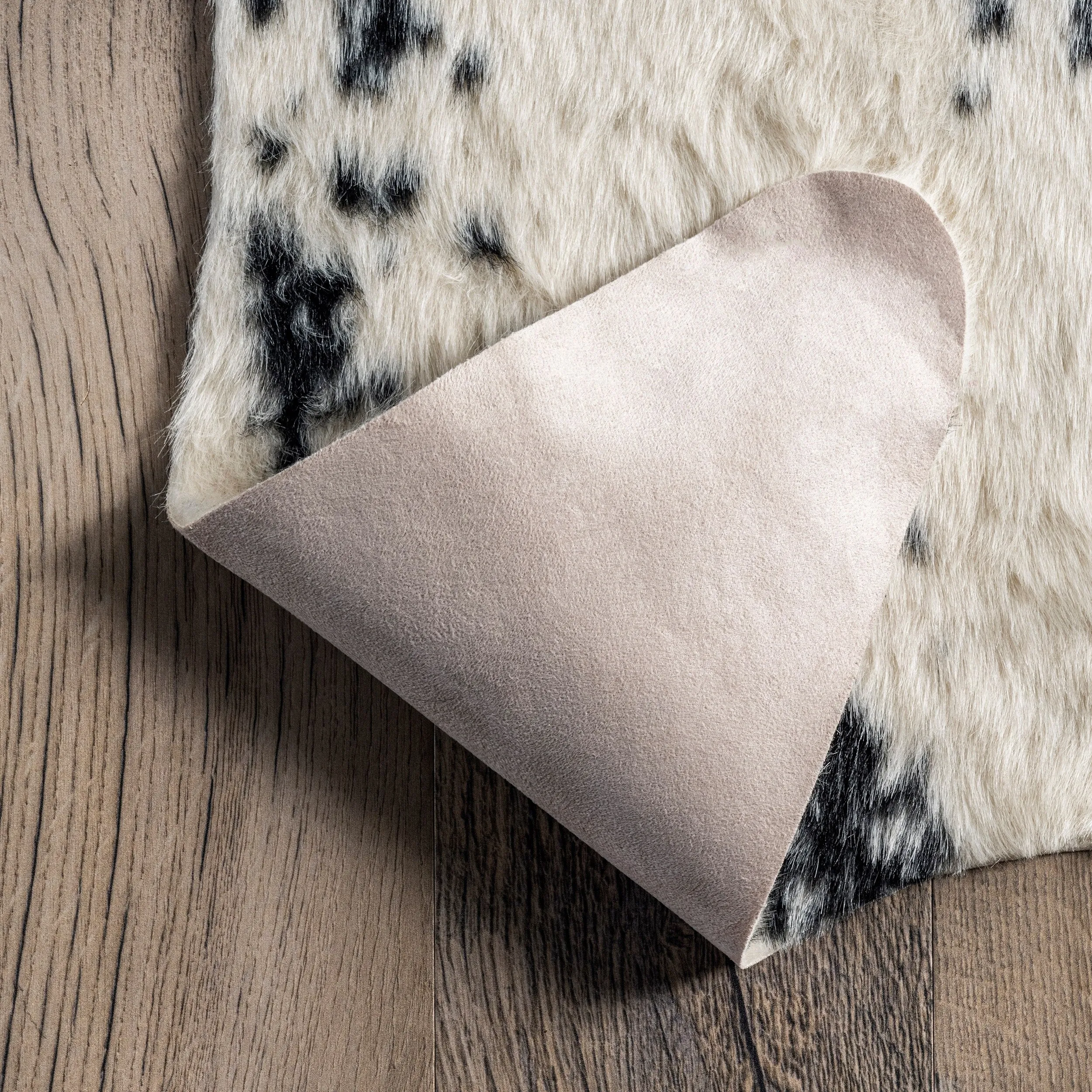 Nuloom Marcia SpinClean Machine Washable Faux Cowhide Area Rug
