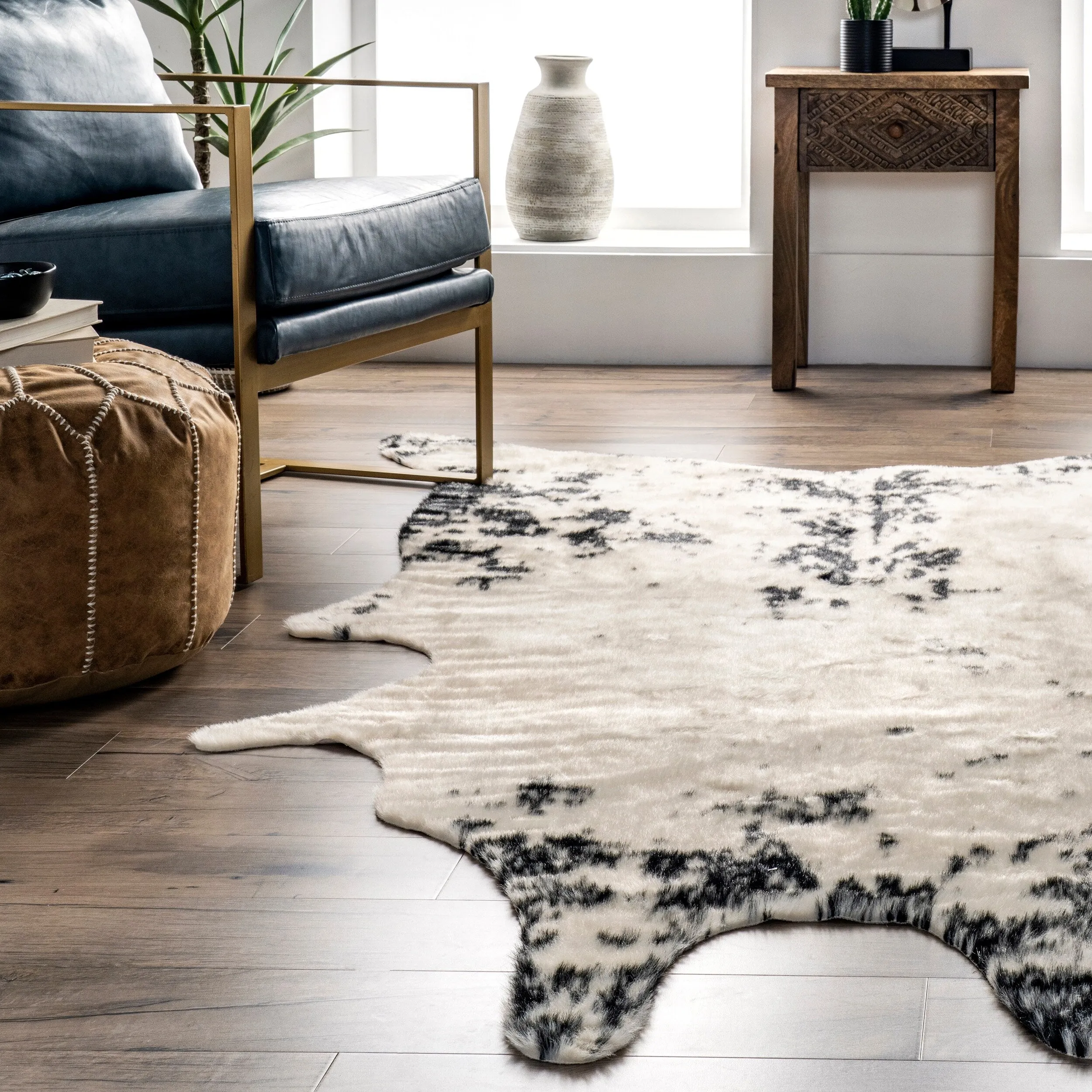 Nuloom Marcia SpinClean Machine Washable Faux Cowhide Area Rug