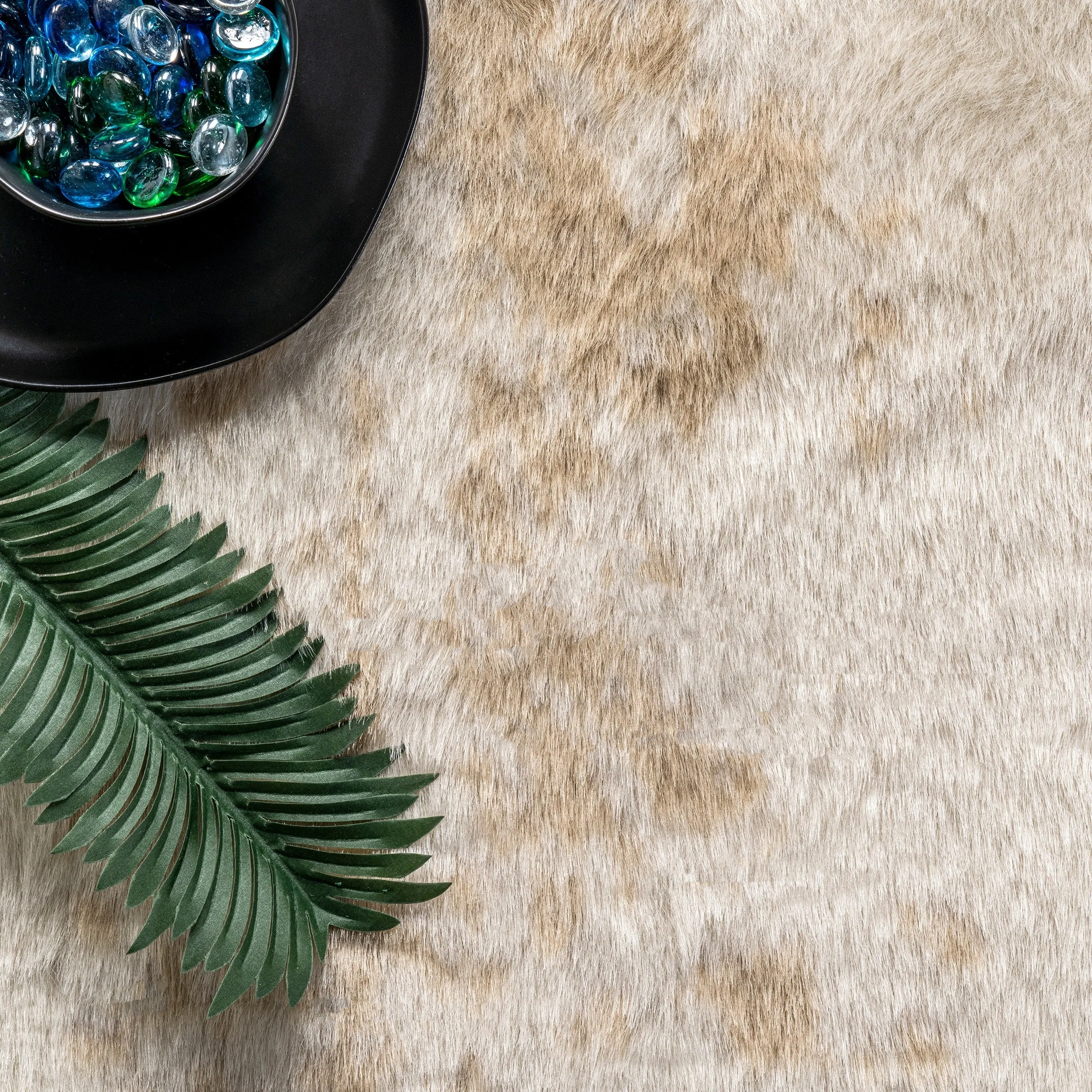 Nuloom Marcia SpinClean Machine Washable Faux Cowhide Area Rug
