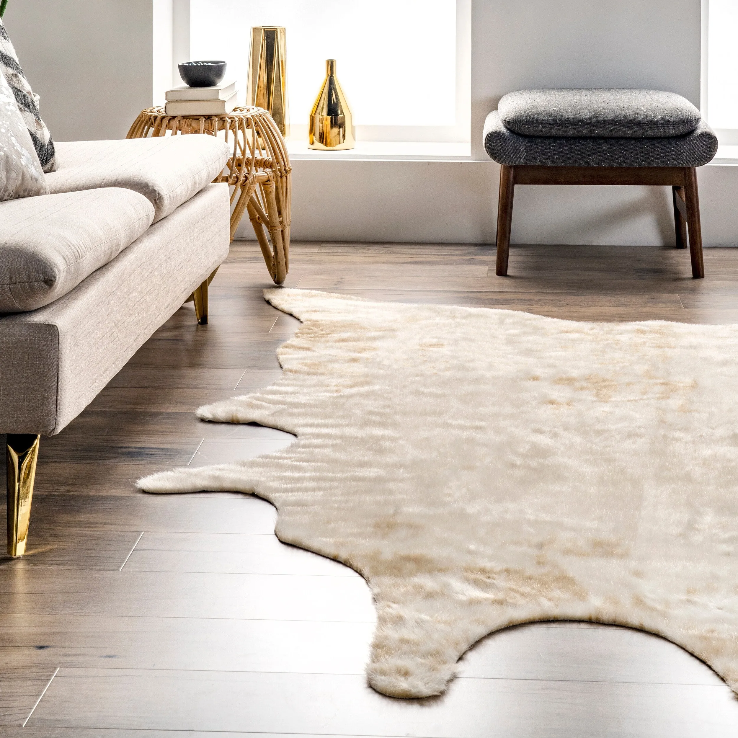 Nuloom Marcia SpinClean Machine Washable Faux Cowhide Area Rug
