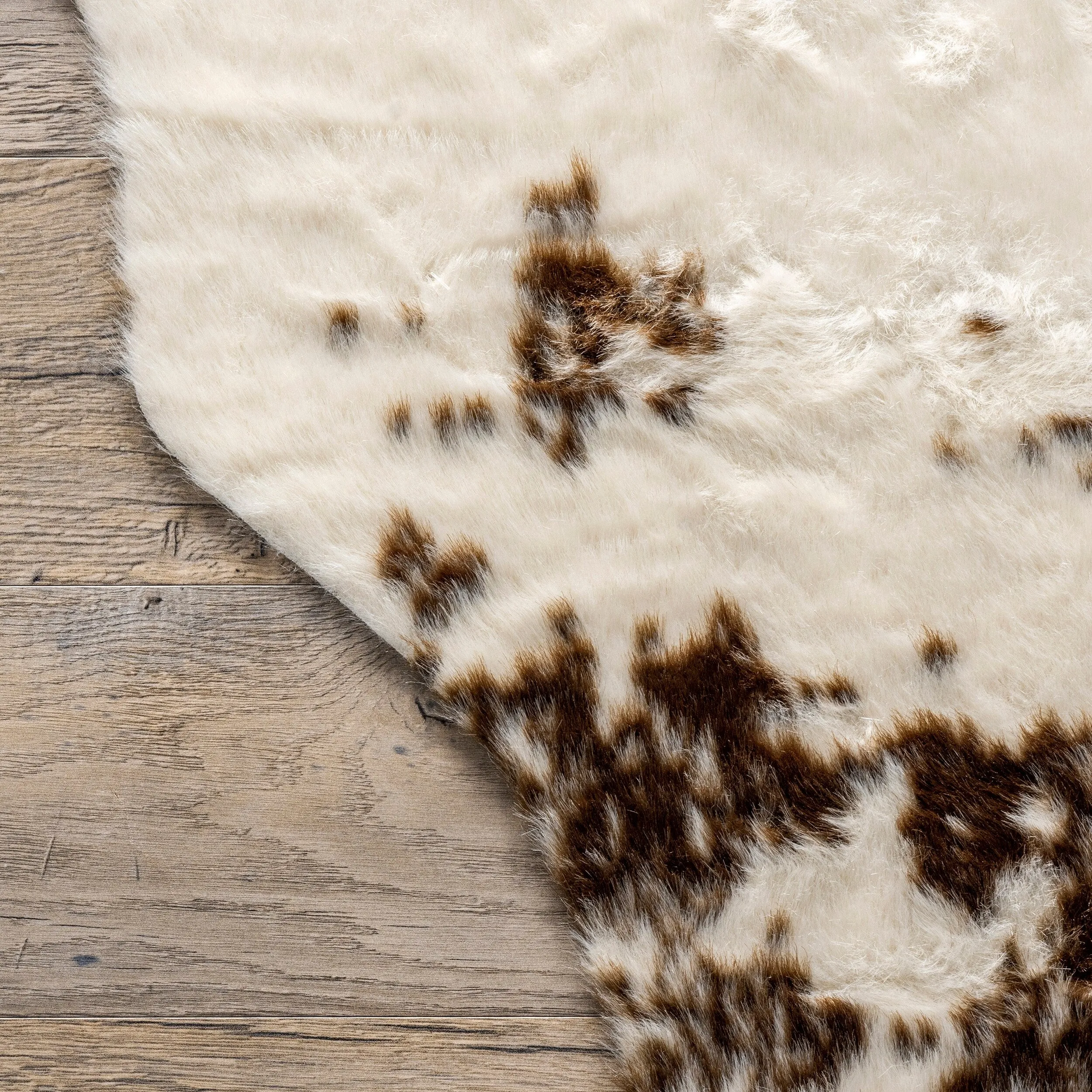 Nuloom Marcia SpinClean Machine Washable Faux Cowhide Area Rug