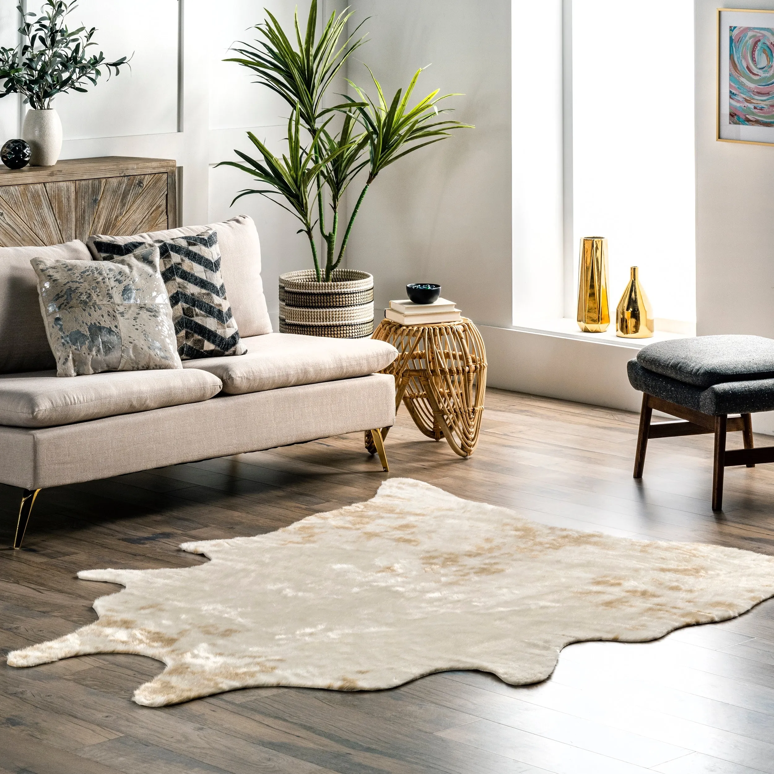 Nuloom Marcia SpinClean Machine Washable Faux Cowhide Area Rug