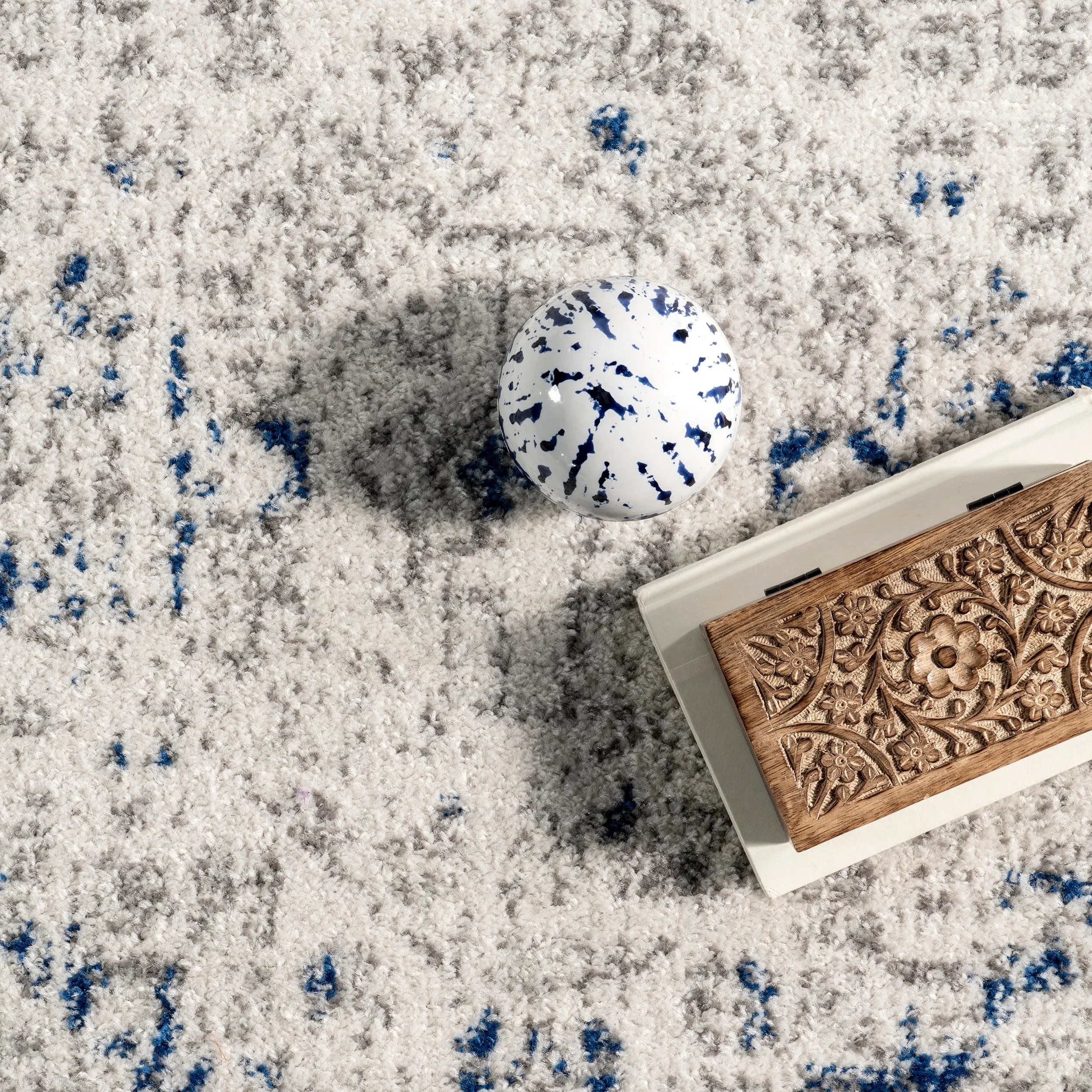 Nuloom Minta Vintage Transitional Area Rug