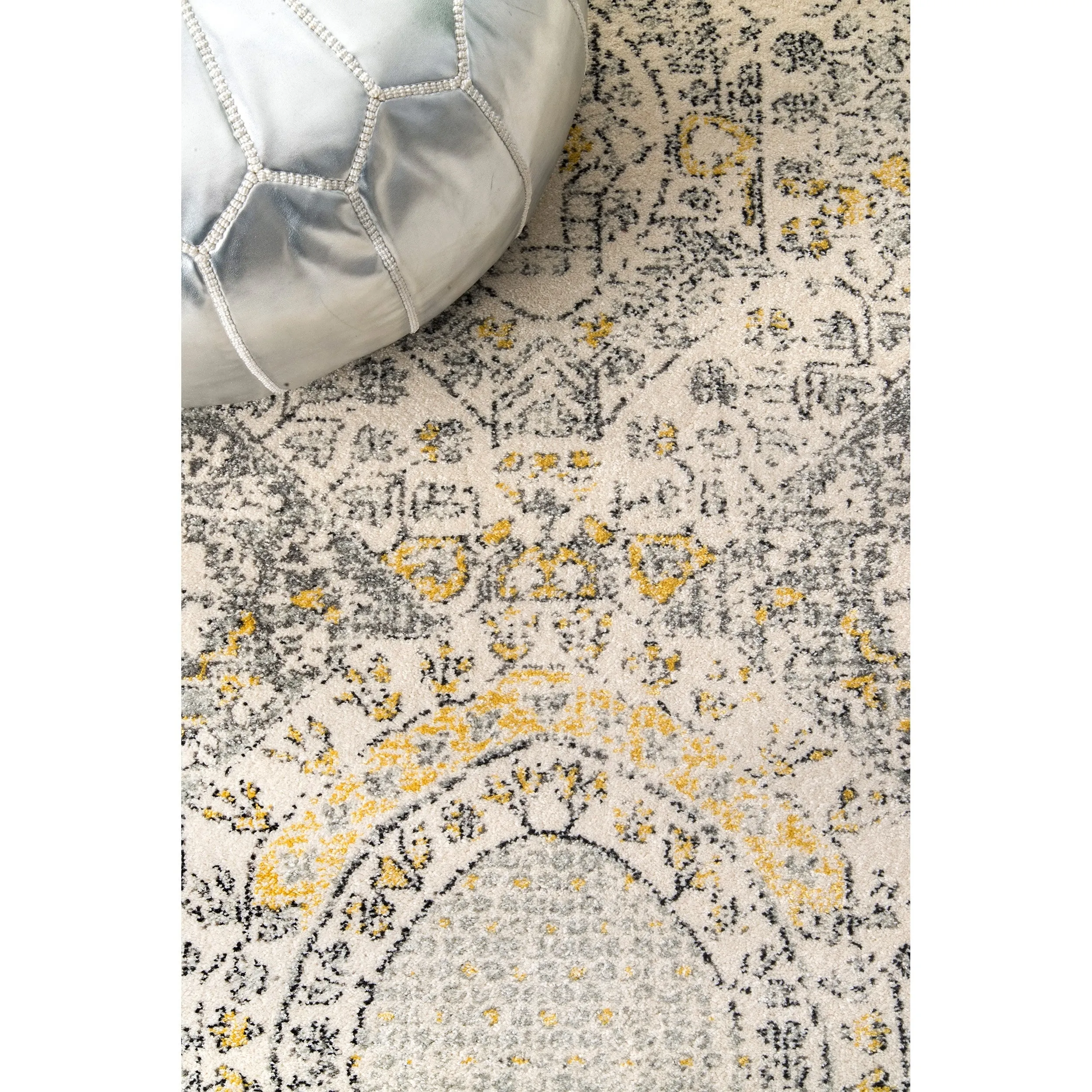 Nuloom Minta Vintage Transitional Area Rug