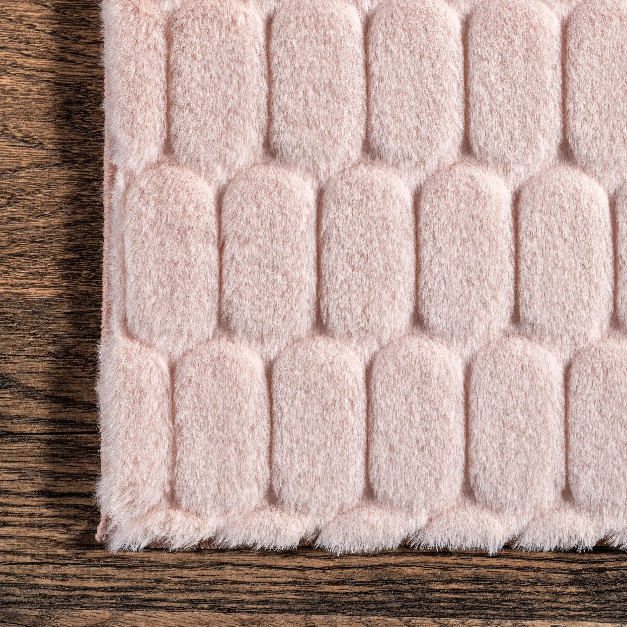 Nuloom Nia SuperiorWash Tile Faux Rabbit Machine Washable Area Rug