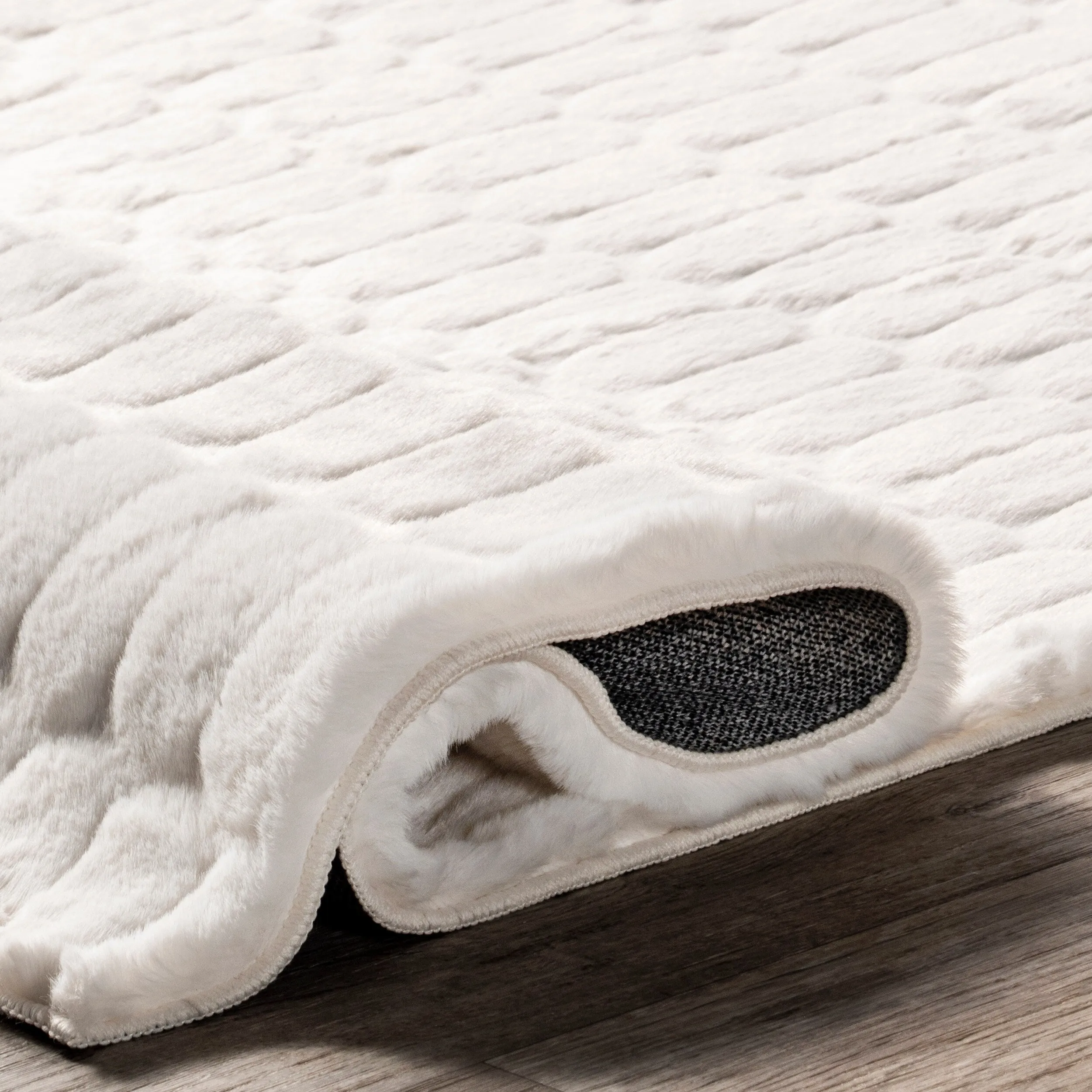 Nuloom Nia SuperiorWash Tile Faux Rabbit Machine Washable Area Rug