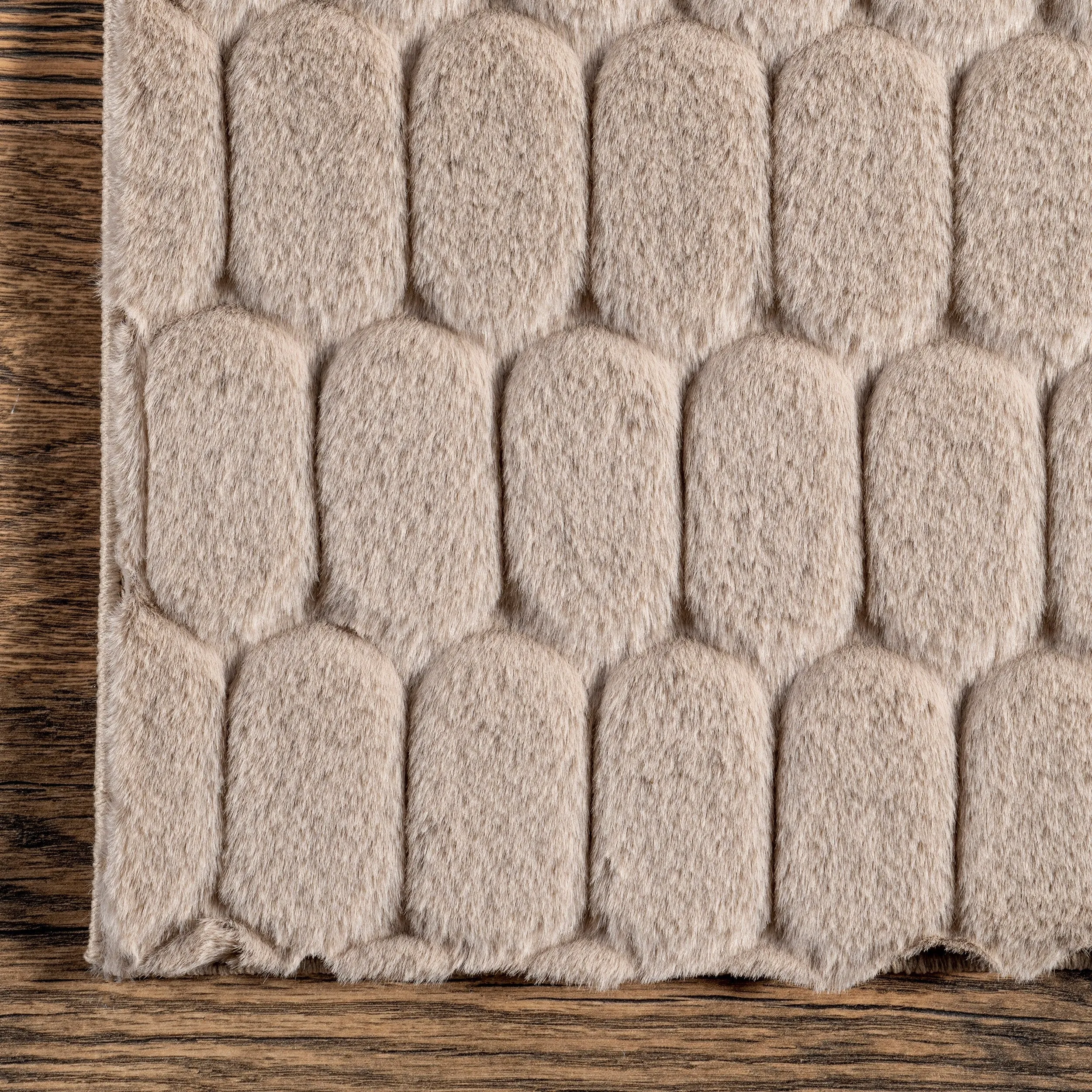 Nuloom Nia SuperiorWash Tile Faux Rabbit Machine Washable Area Rug