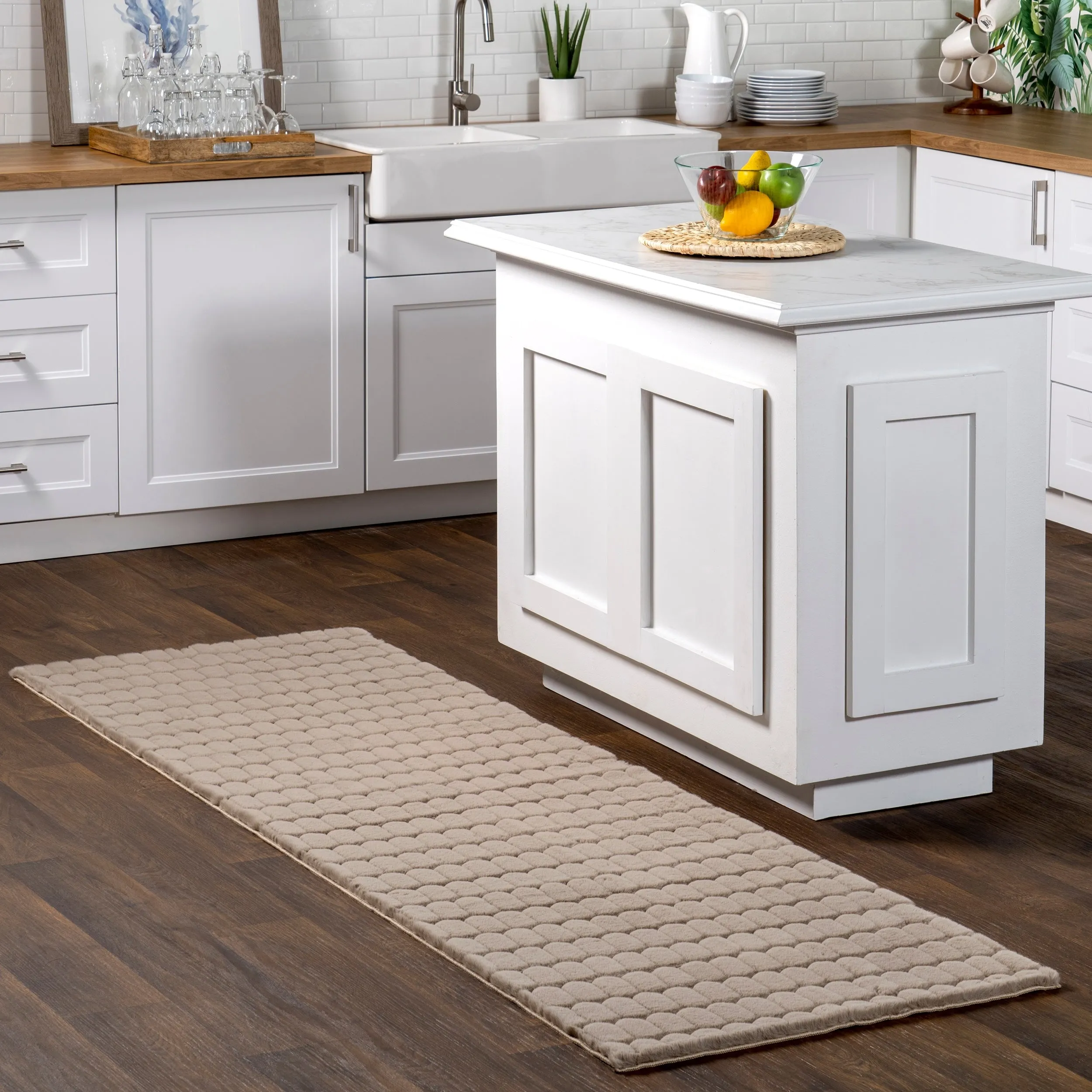Nuloom Nia SuperiorWash Tile Faux Rabbit Machine Washable Area Rug