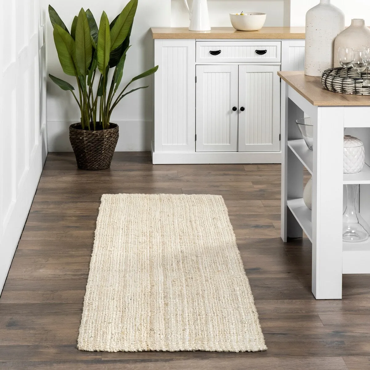 Nuloom Nora Classic Farmhouse Jute Area Rug